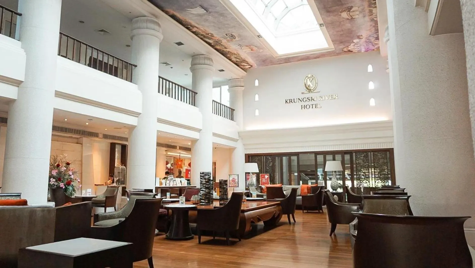 Lobby or reception in Krungsri River Hotel