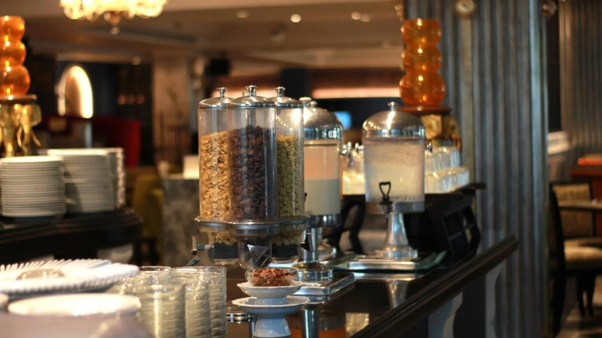 Breakfast in Krungsri River Hotel