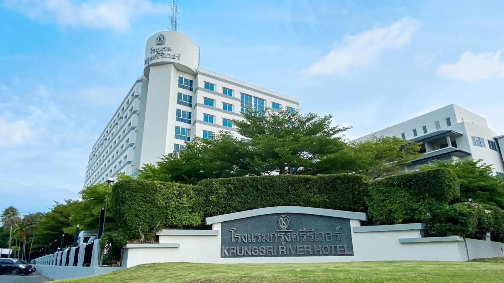 Property building in Krungsri River Hotel