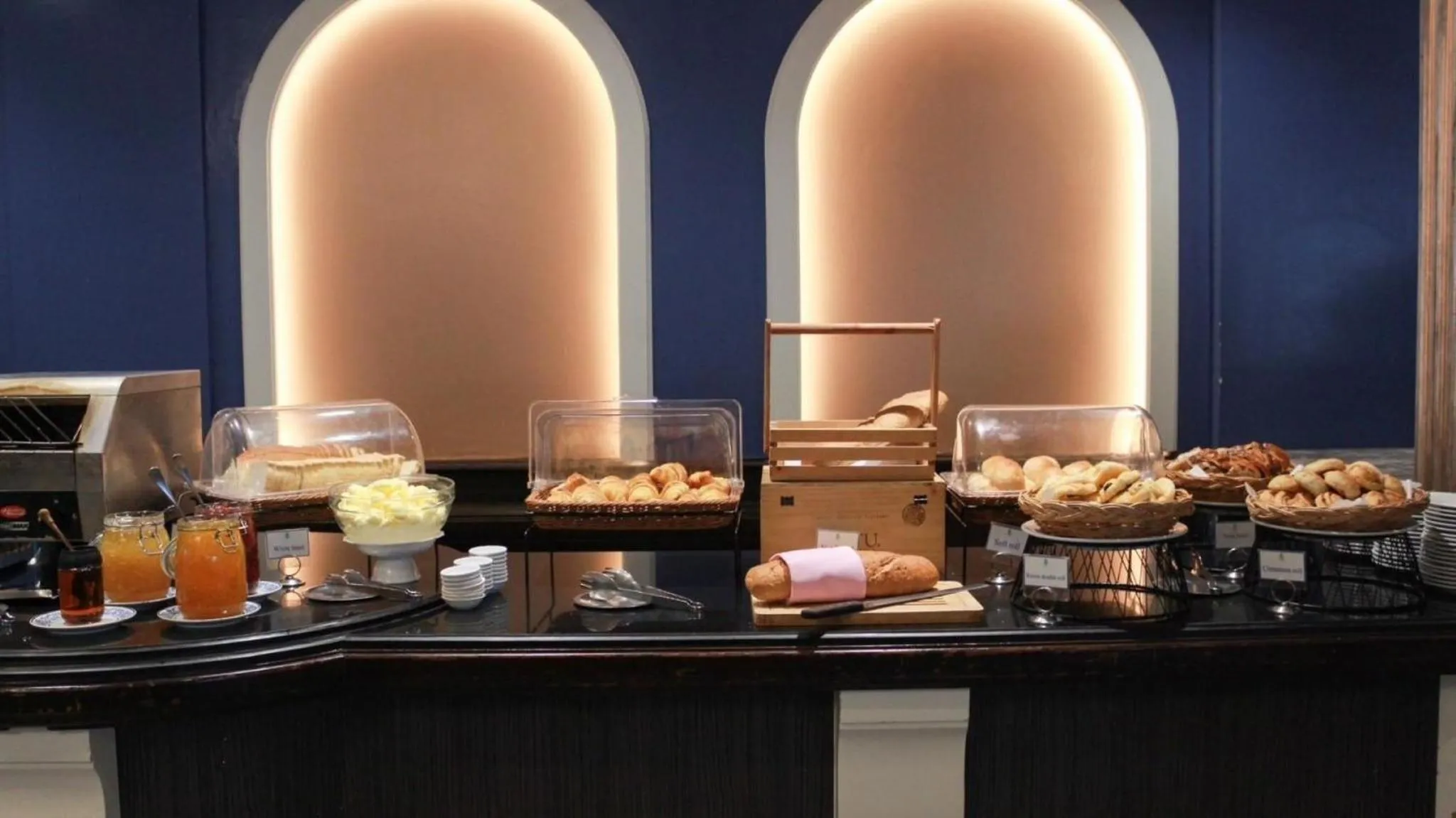 Breakfast in Krungsri River Hotel