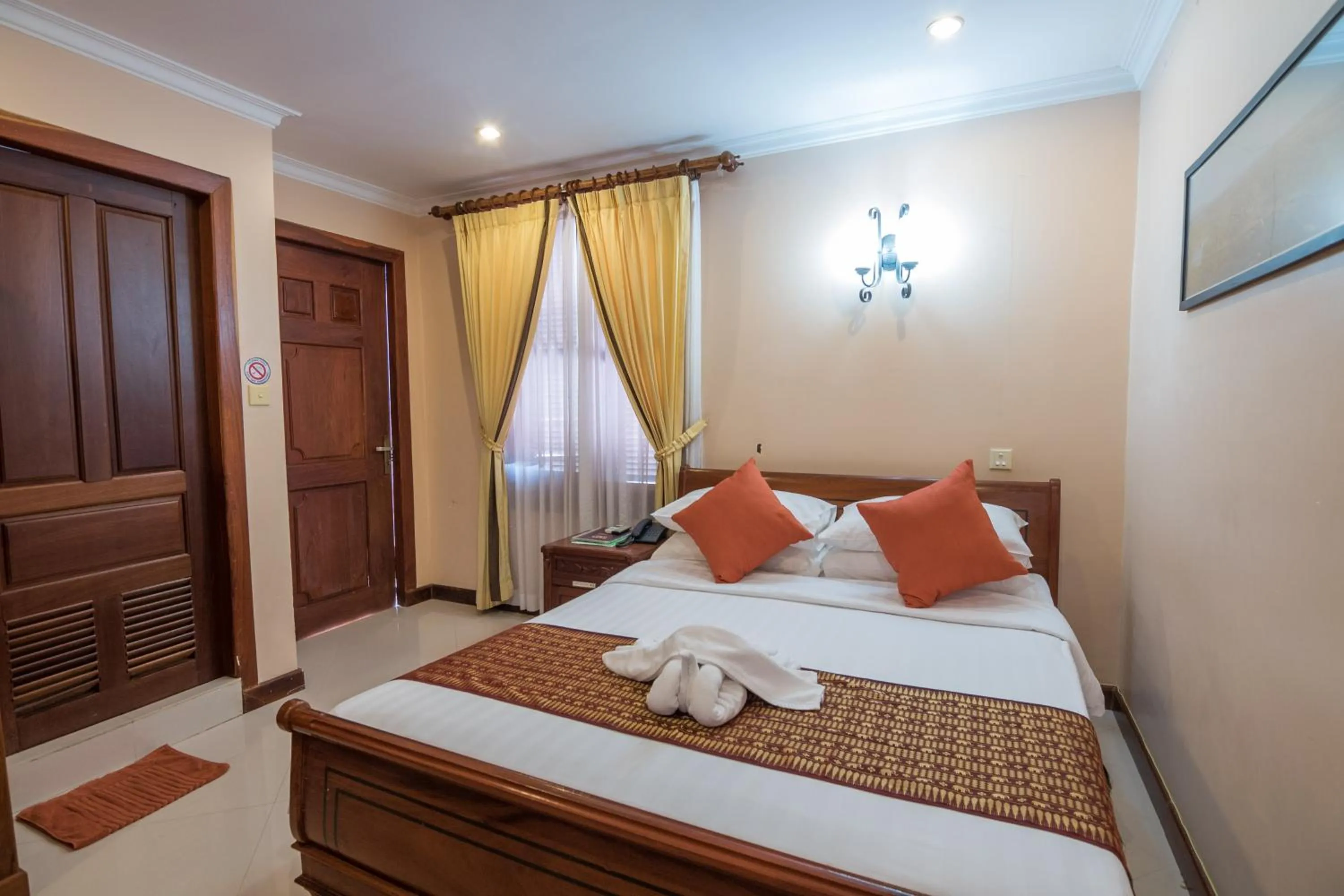 Bedroom, Bed in Neth Socheata Hotel