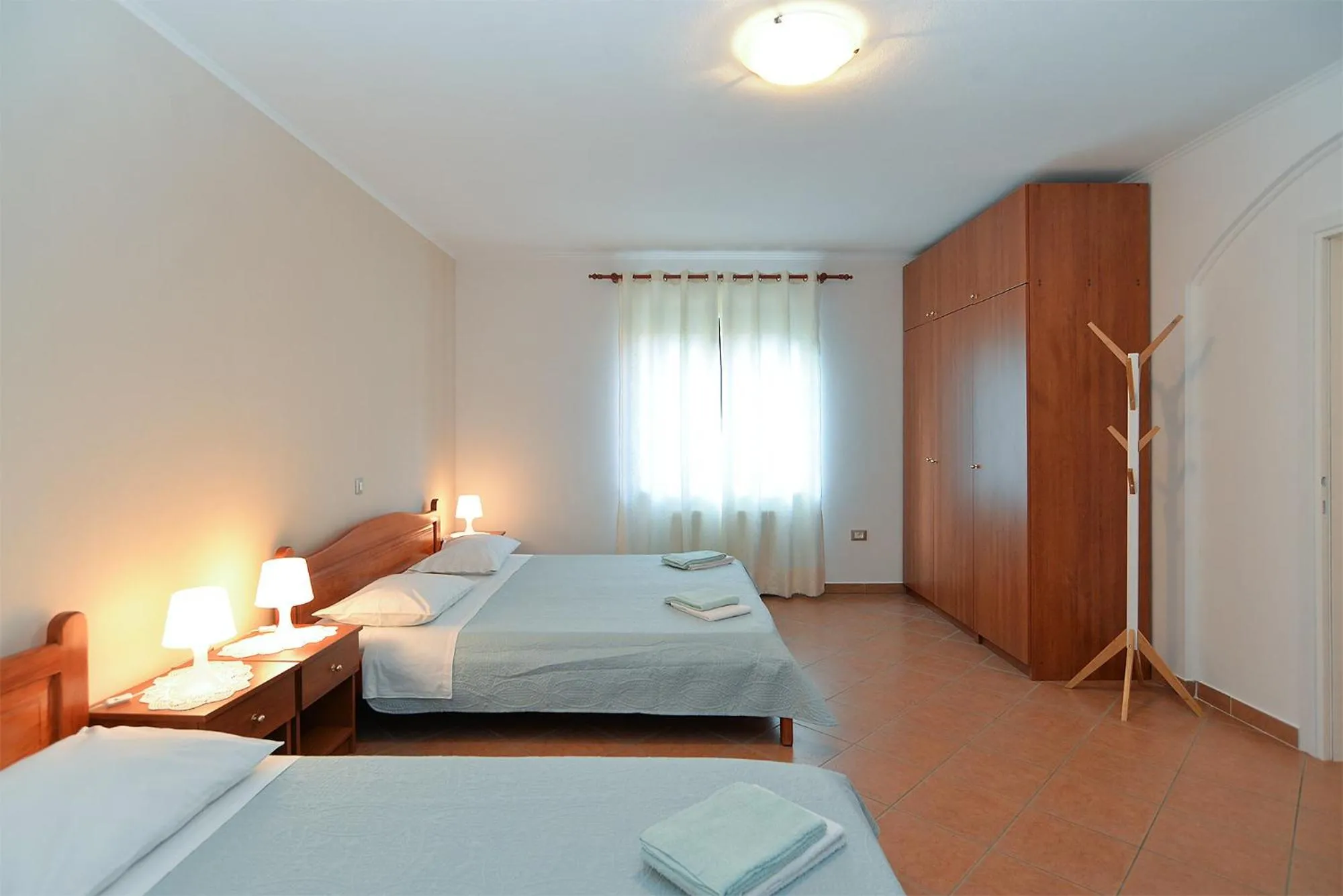 Bed in Apartments Marija 1089