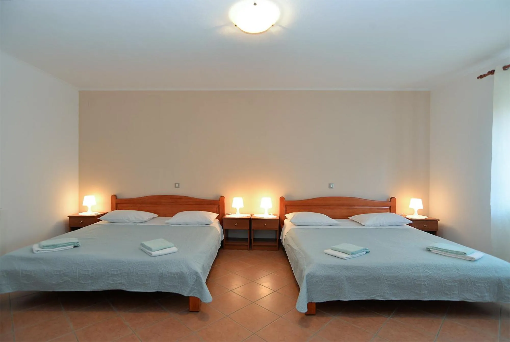 Bed in Apartments Marija 1089