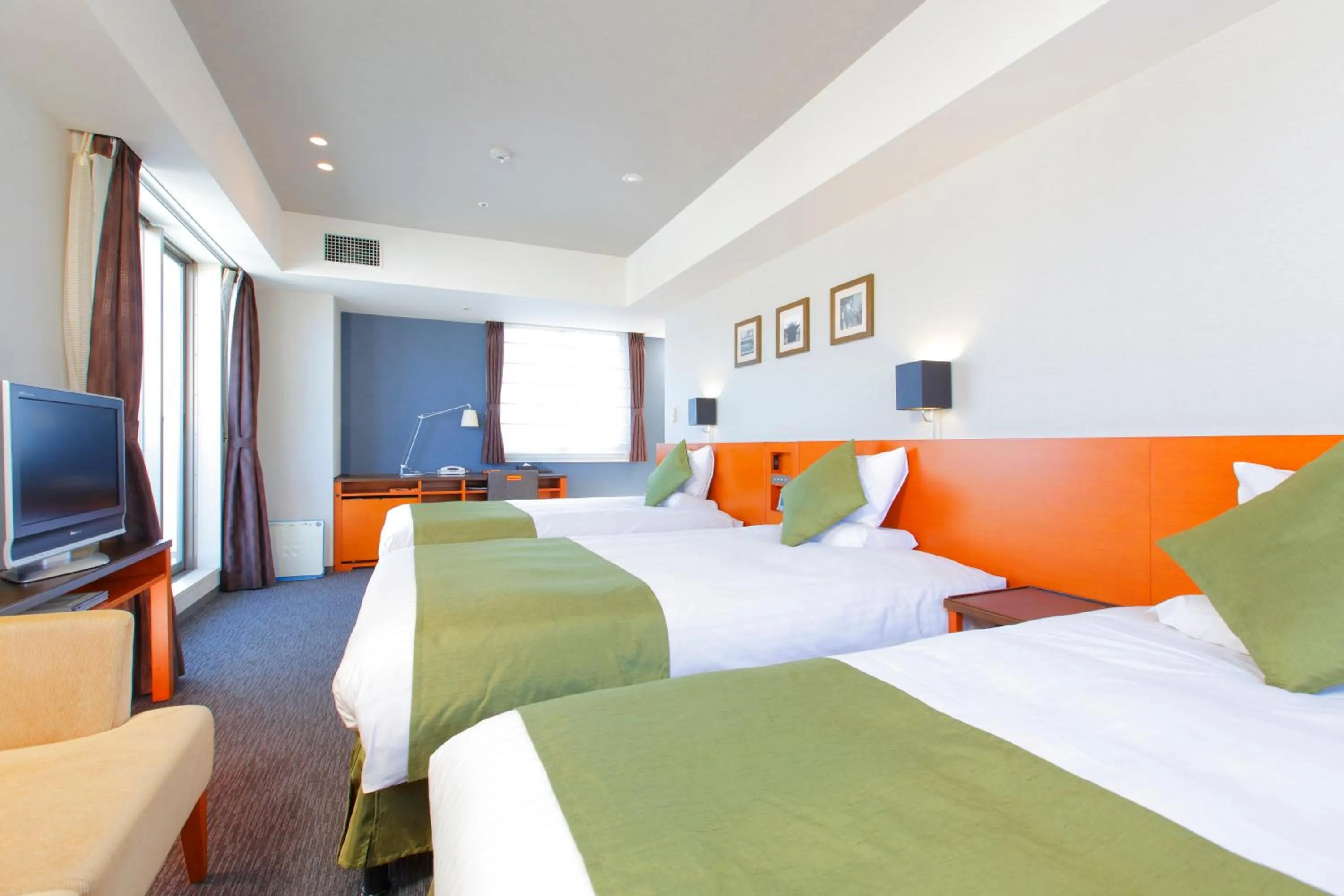 Spring, Bed in HOTEL MYSTAYS Kyoto Shijo