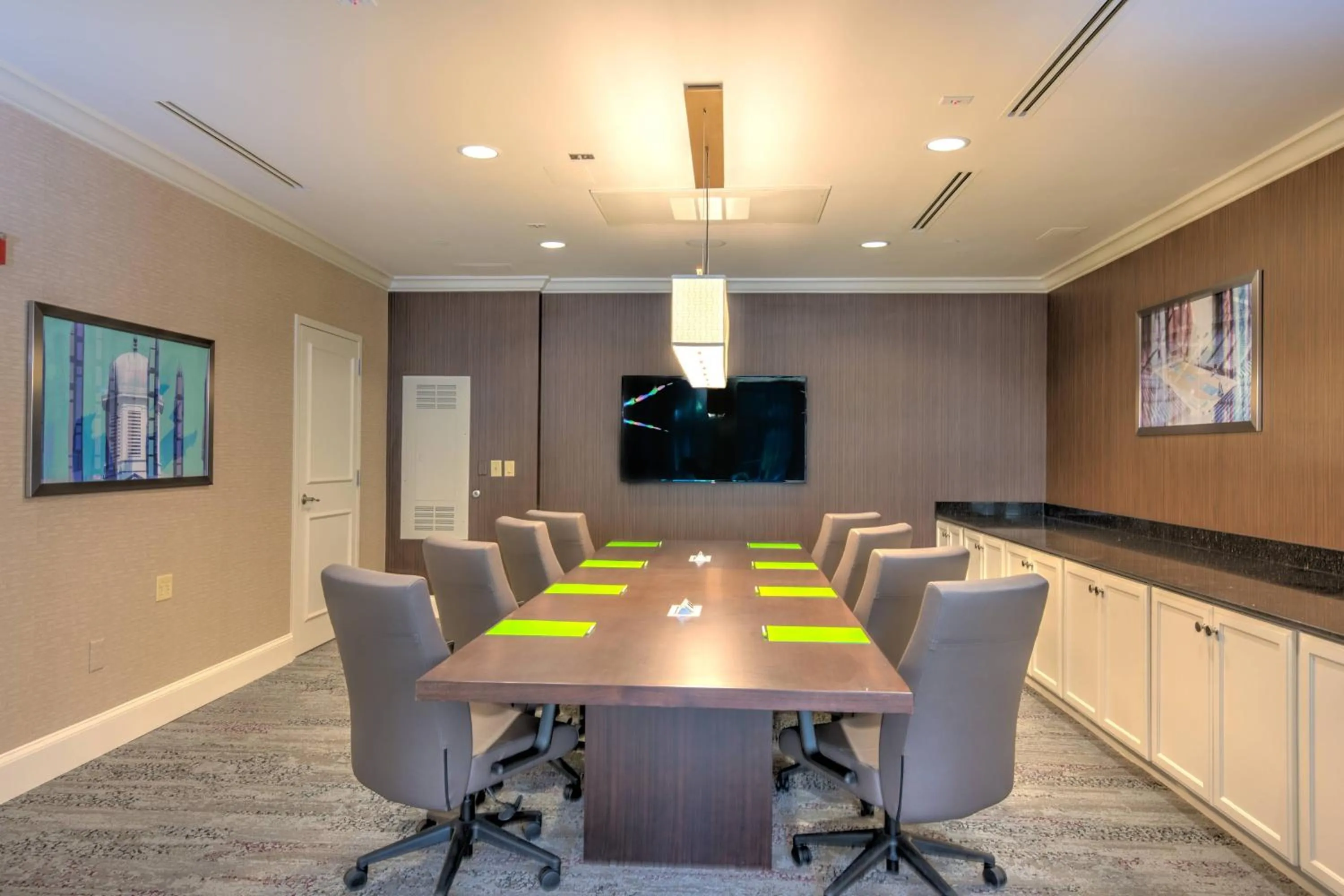 Meeting/conference room in Courtyard Chapel Hill