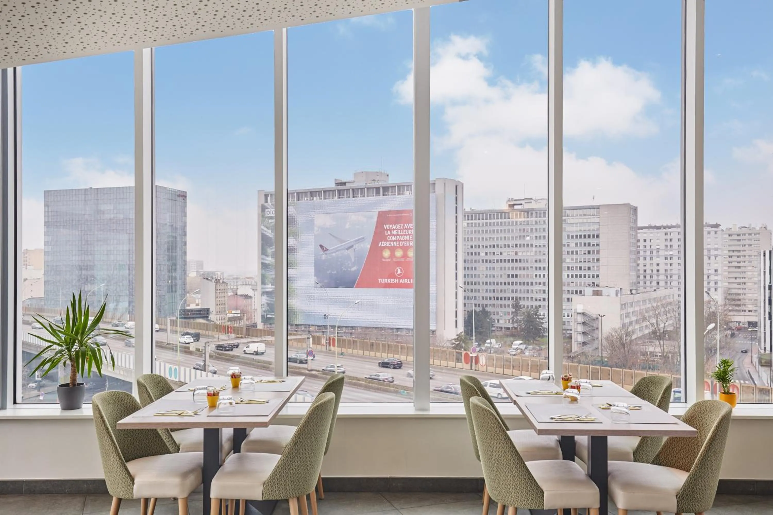 Breakfast in Appart Hotel Odalys City Paris XVII