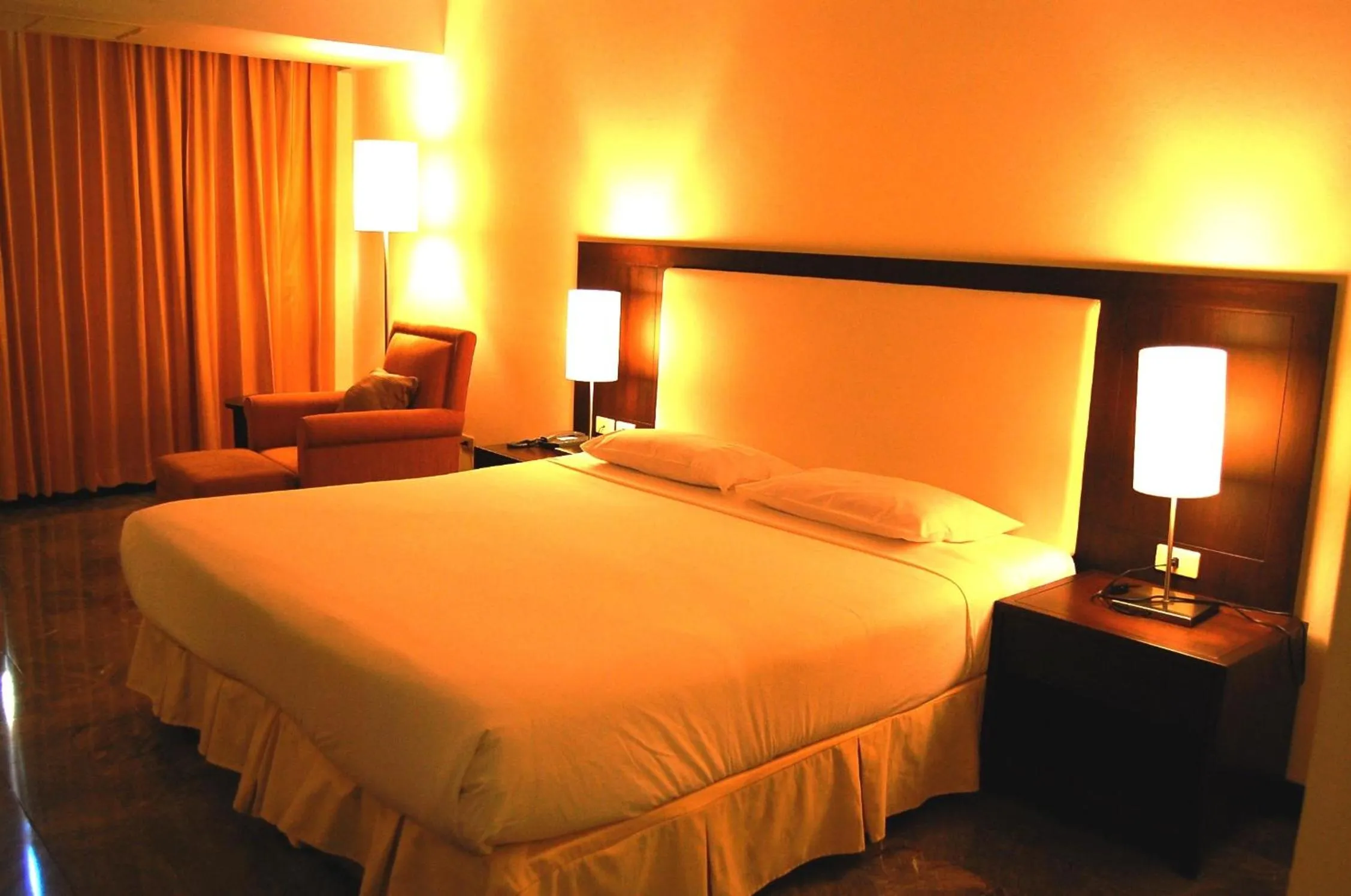 Bed in Royal Lanna Hotel