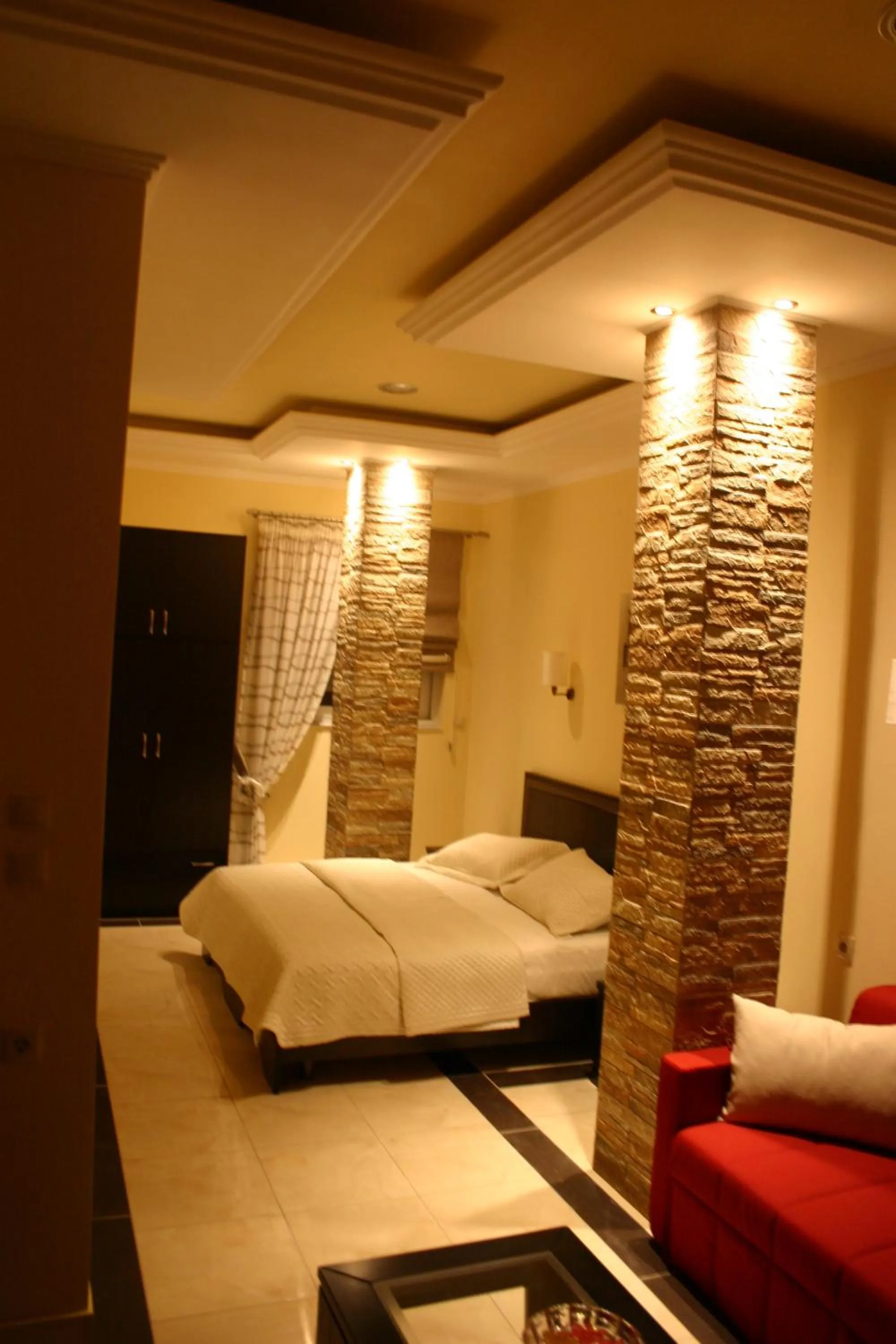 TV and multimedia, Bed in Petit Palais Hotel