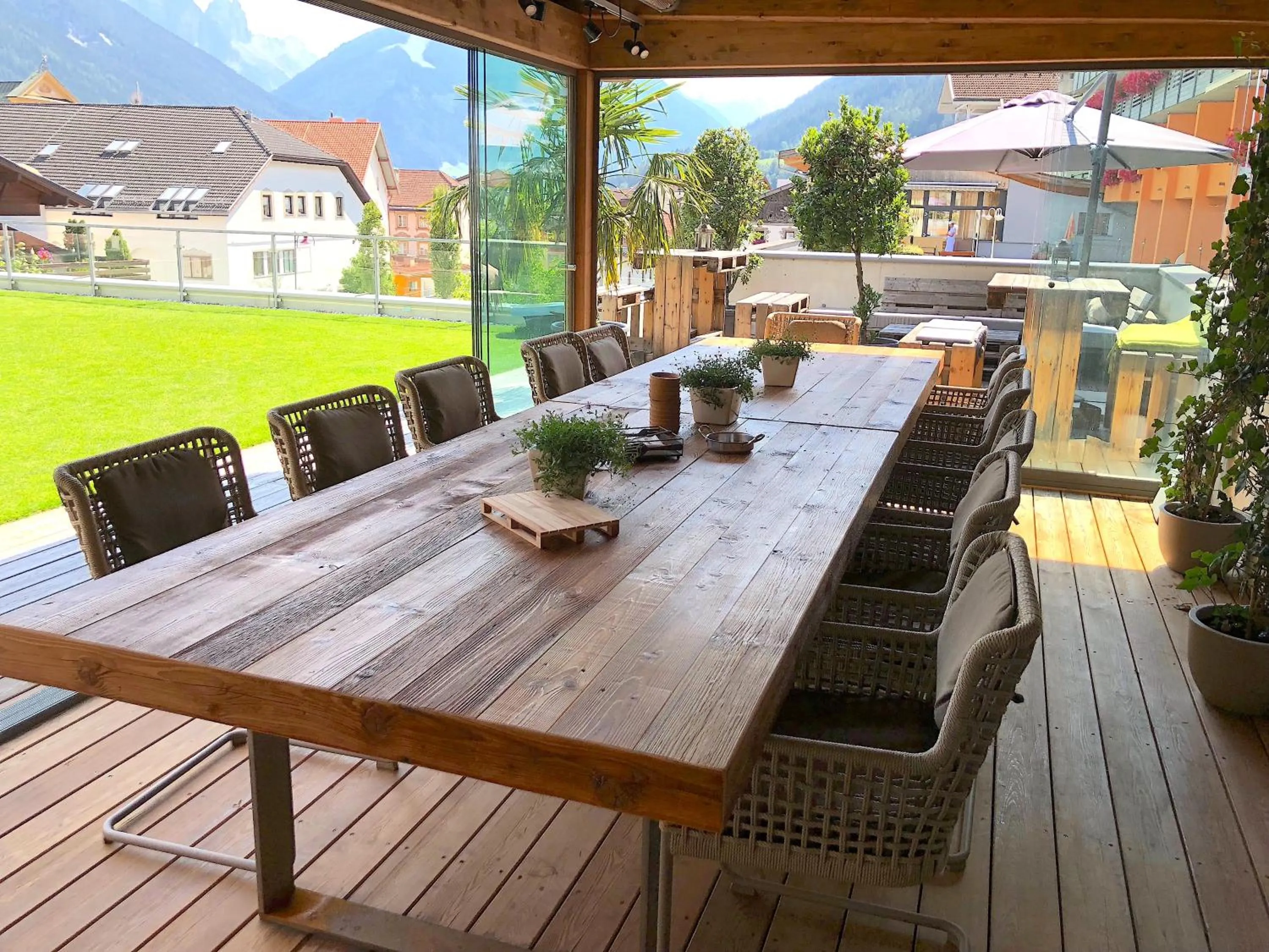 Patio in Aparthotel Krösbacher