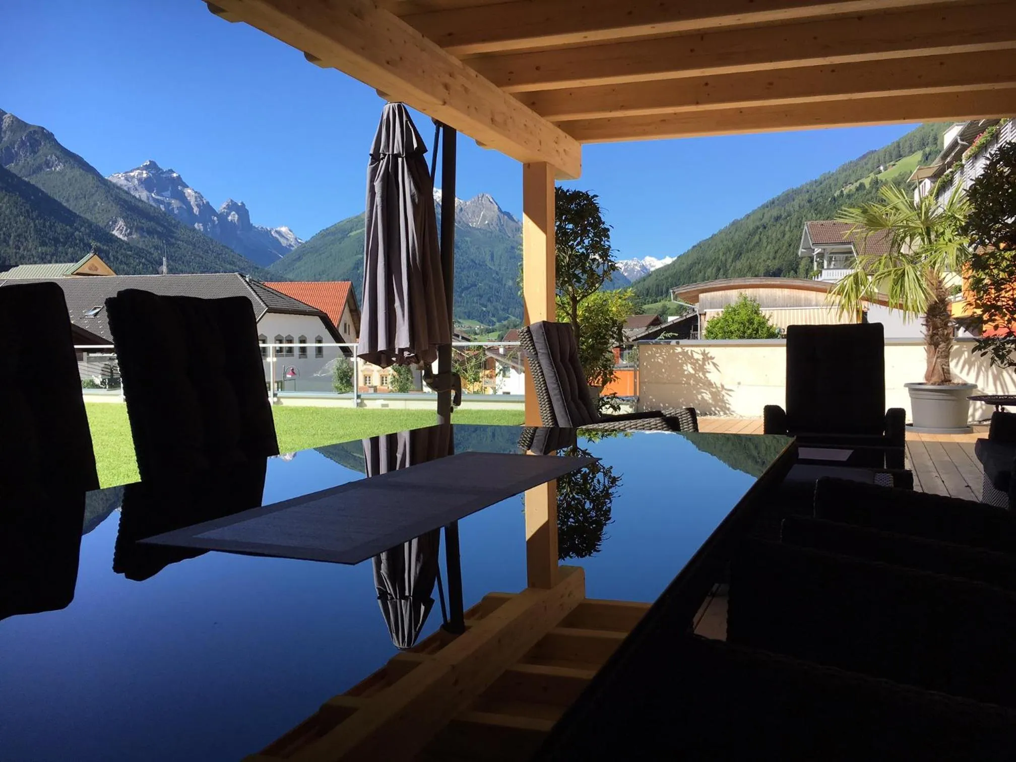 Patio in Aparthotel Krösbacher