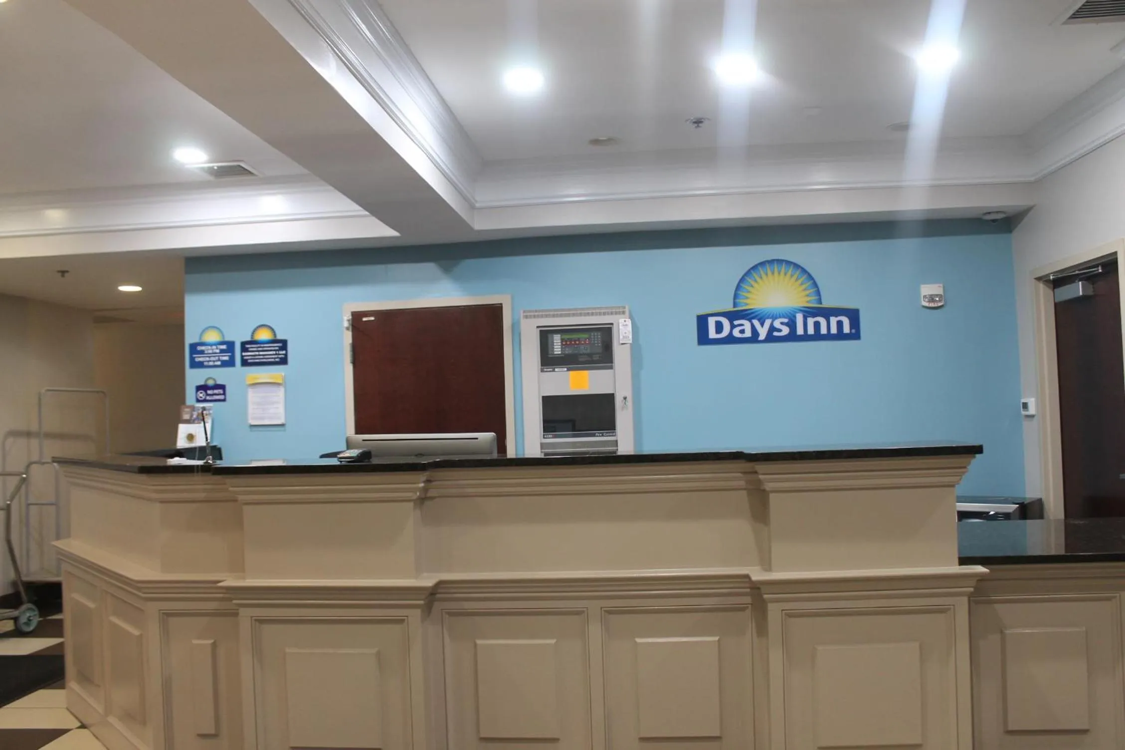 Lobby or reception in Days Inn by Wyndham Budd Lake
