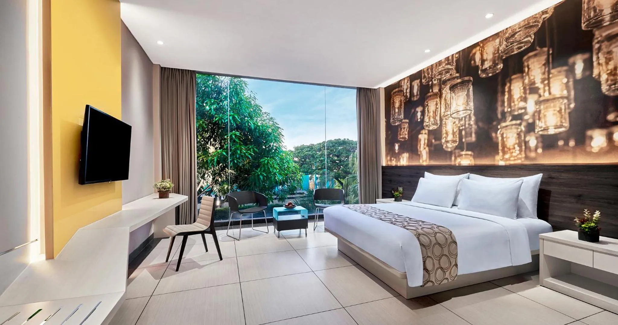 Bedroom, Bed in FM7 Resort Hotel - Jakarta Airport