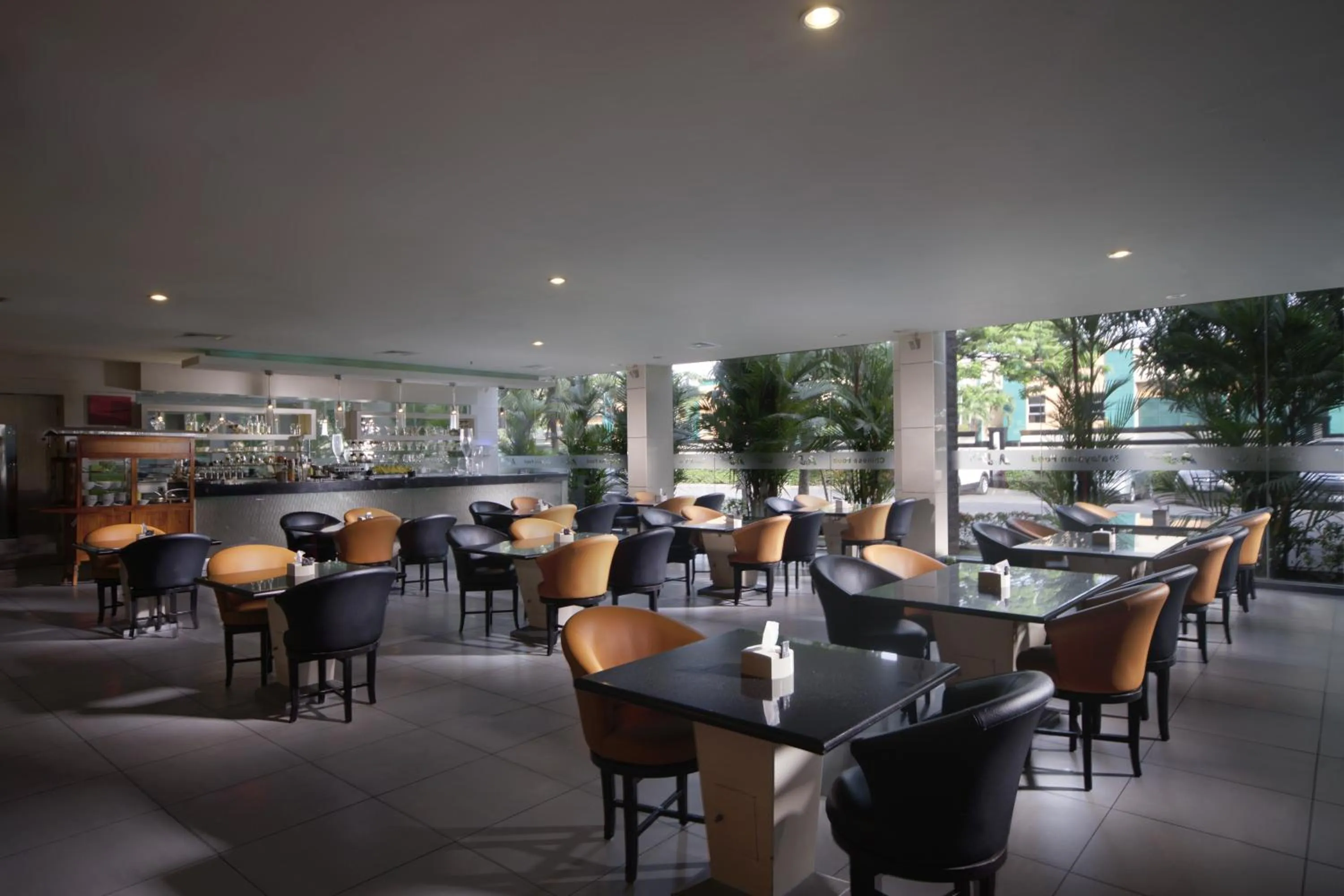Lounge or bar in FM7 Resort Hotel - Jakarta Airport