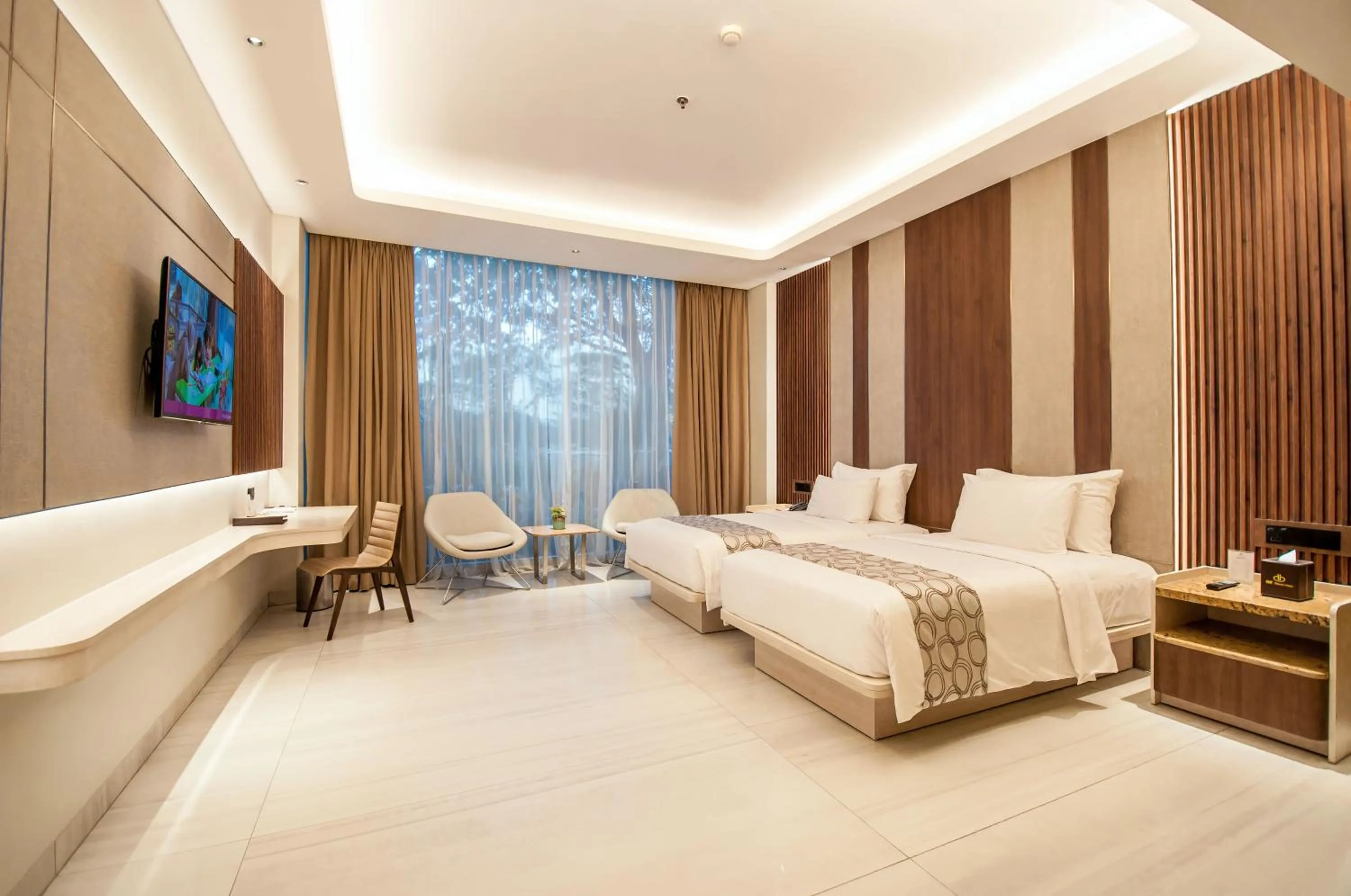 Bed in FM7 Resort Hotel - Jakarta Airport