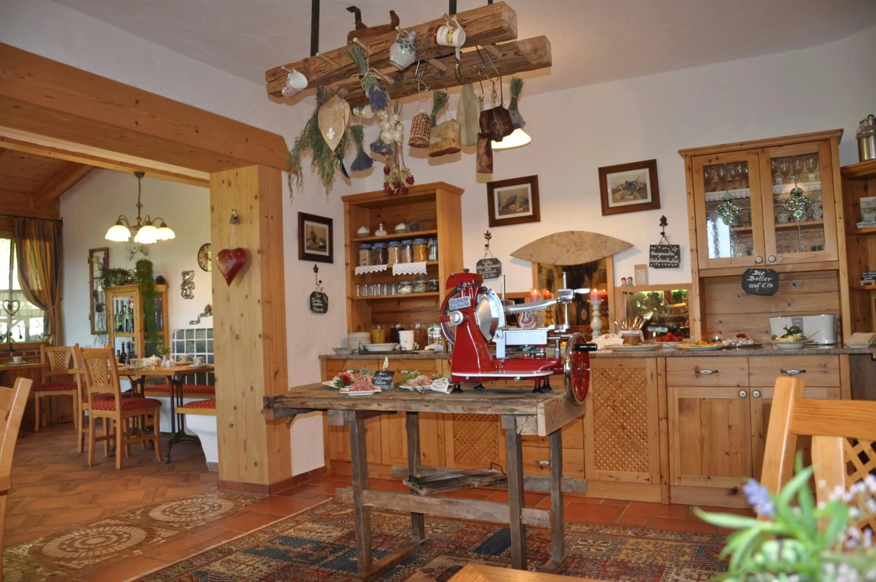 Breakfast in Gmiatliche Stubm