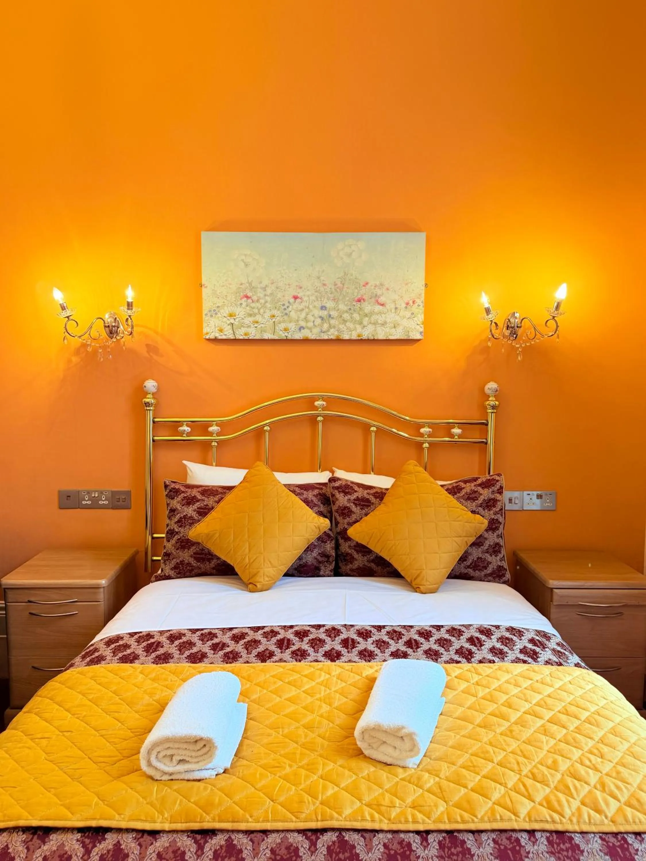 Bed in Albro House Hotel, London