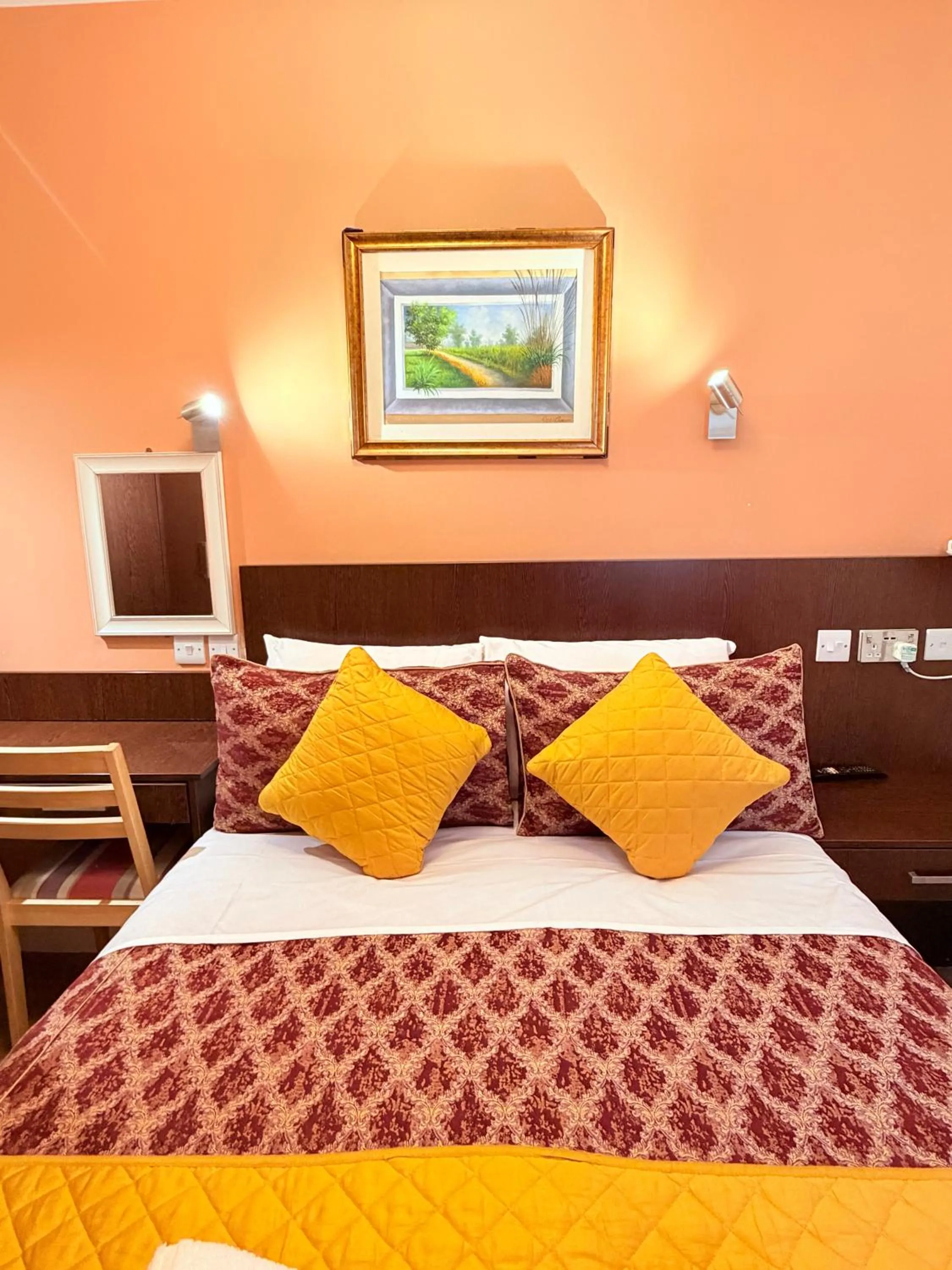 Bed in Albro House Hotel, London