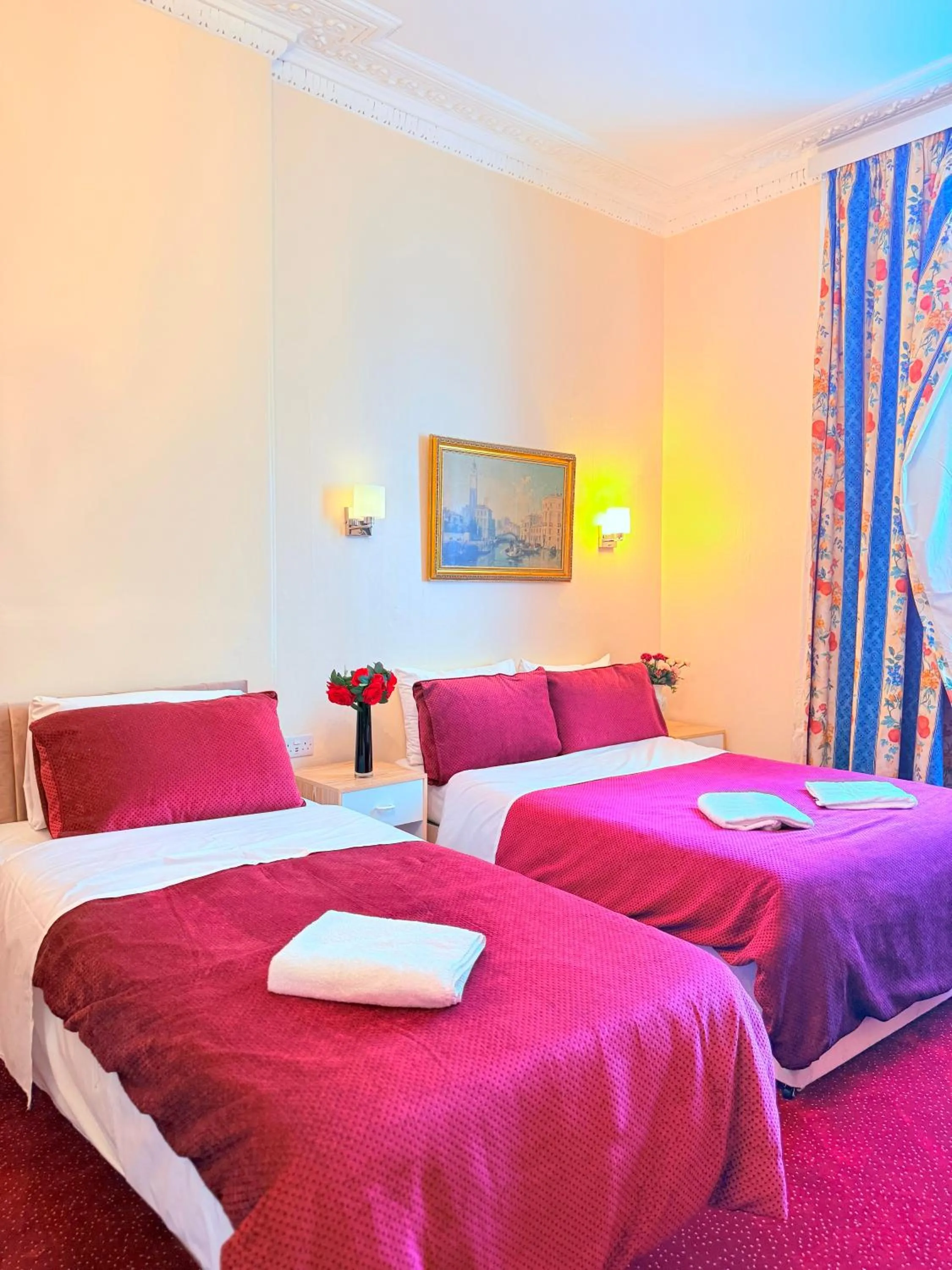 Bedroom, Bed in Albro House Hotel, London