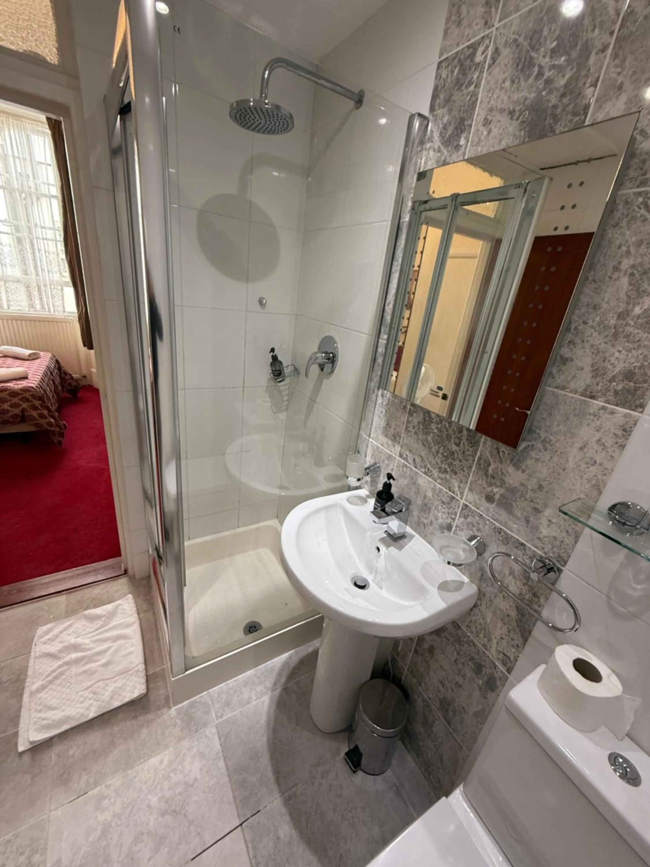 Albro House Hotel, London