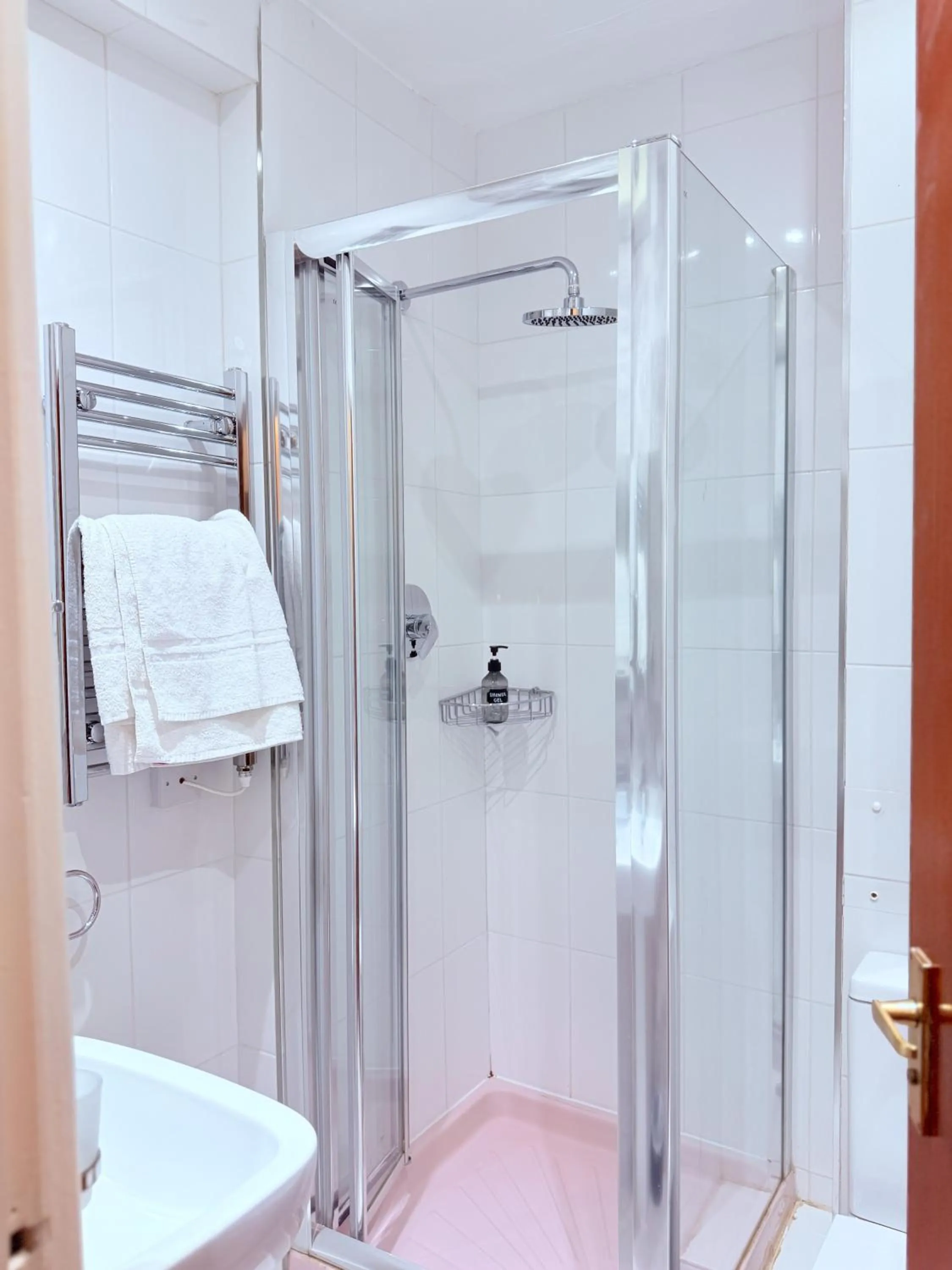 Albro House Hotel, London