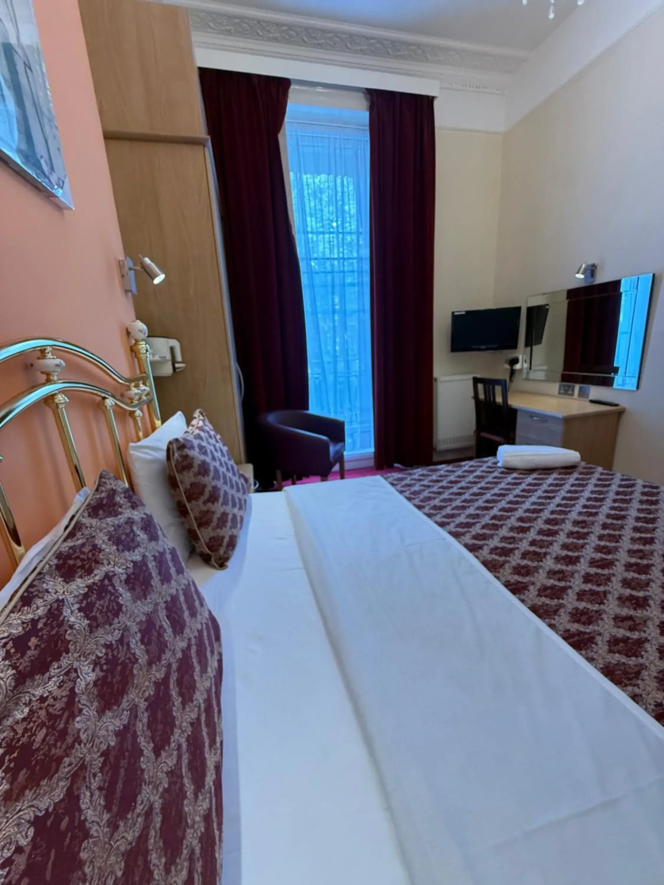 Double Room - single occupancy in Albro House Hotel, London Double Room - single occupancy in Albro House Hotel, London