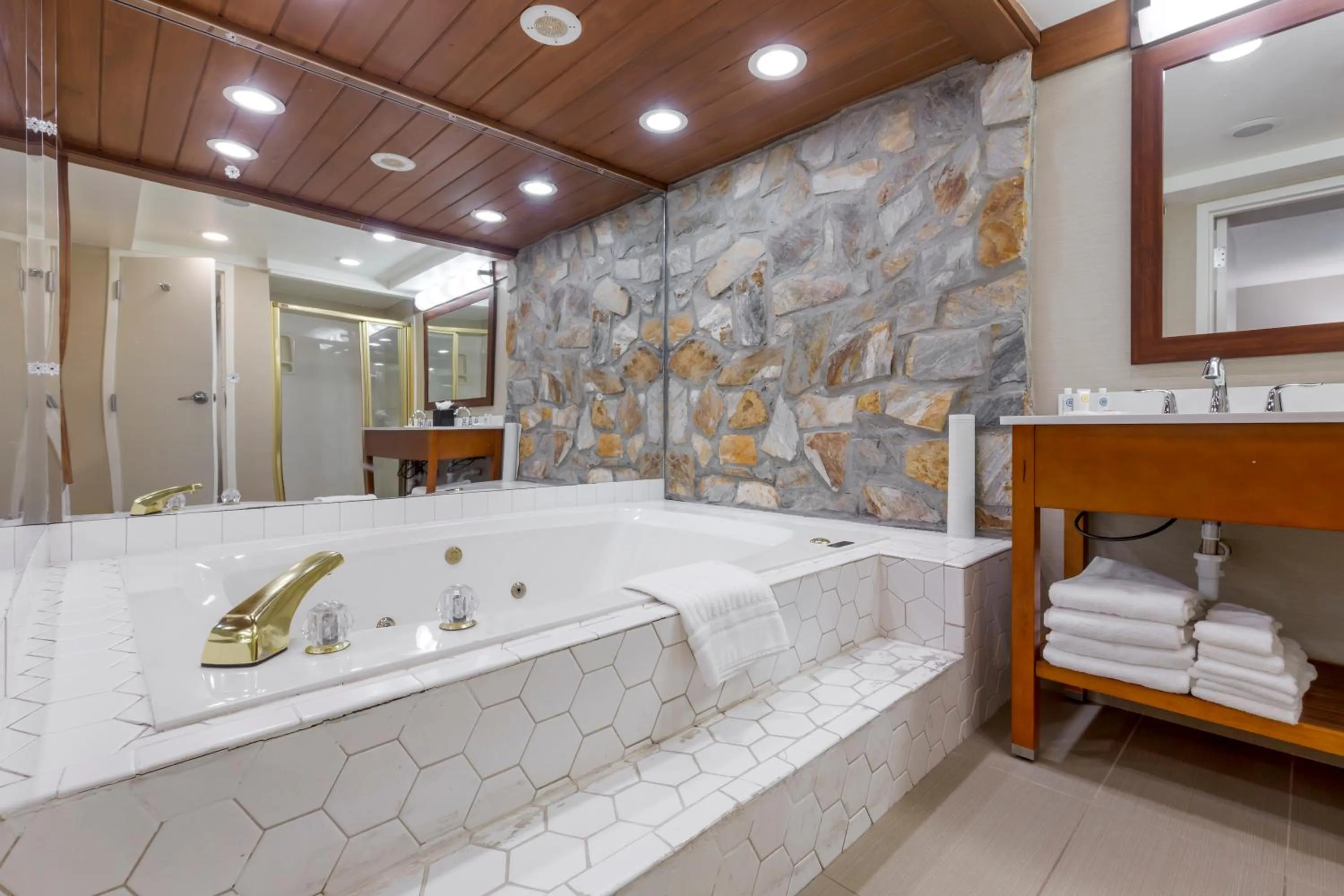 Bathroom in Comfort Inn University Durham - Chapel Hill