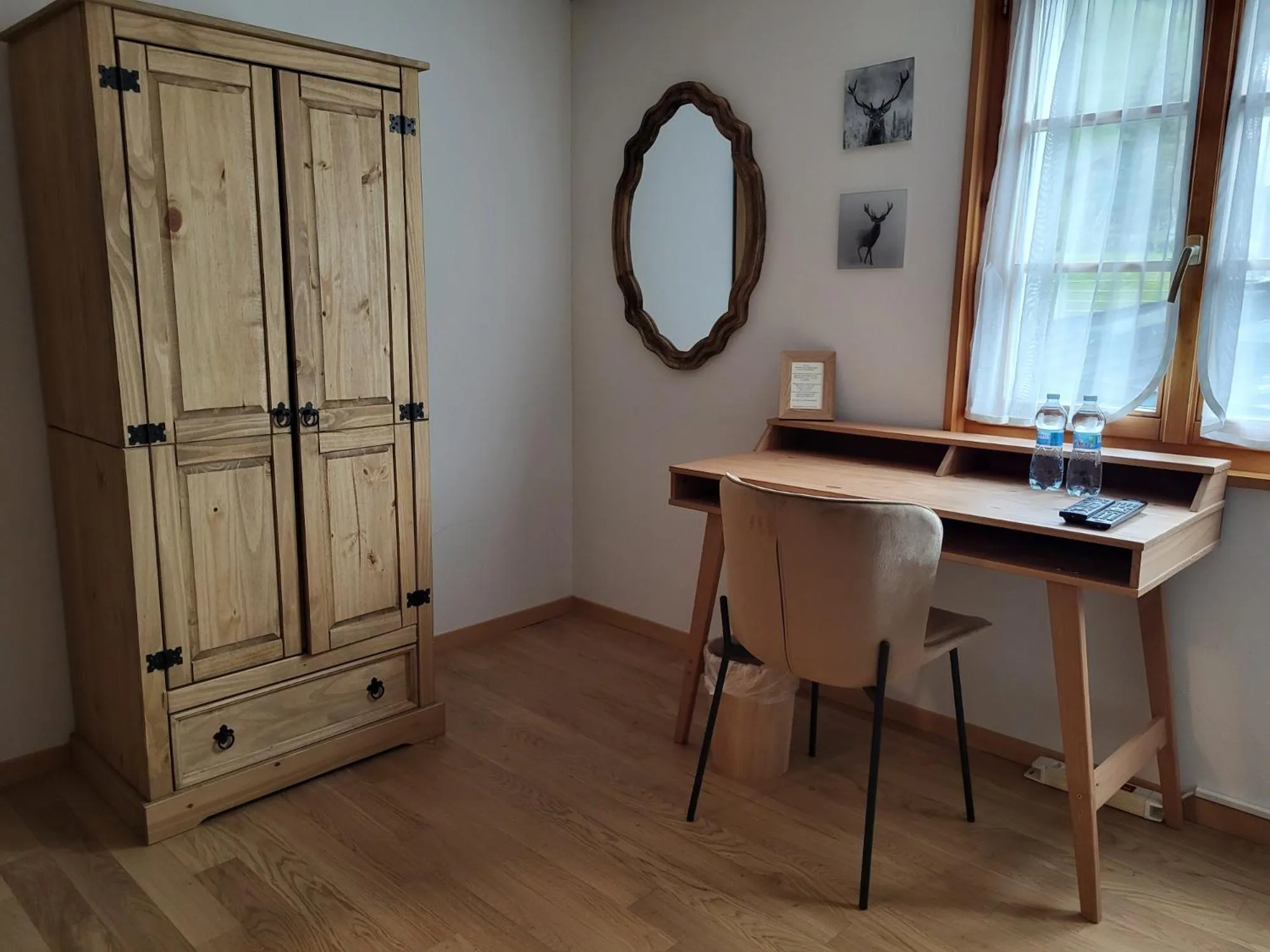 Photo of the whole room in Gasthof Krone Blatten