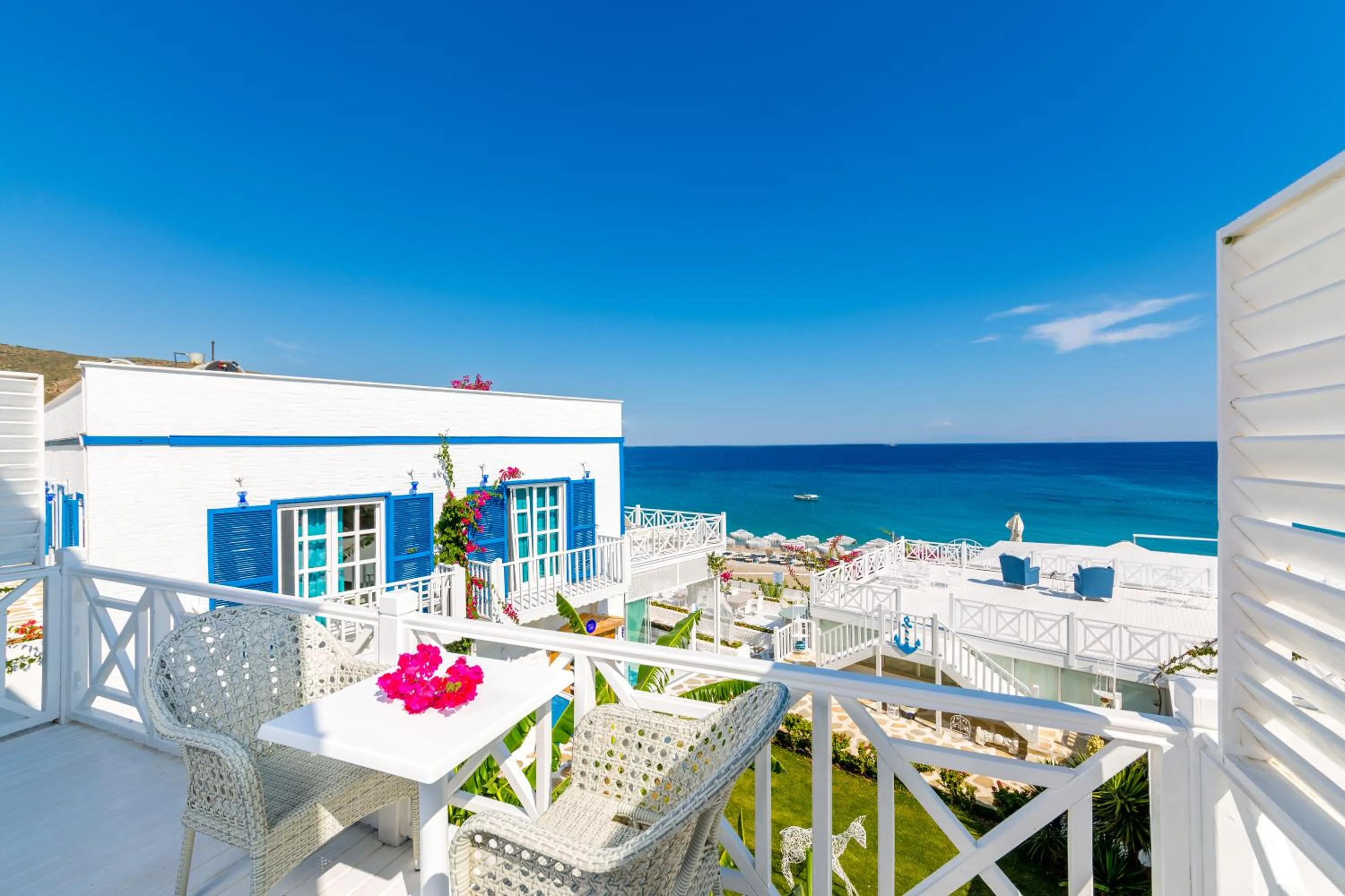 Balcony/Terrace in Hotel Mavi Beyaz