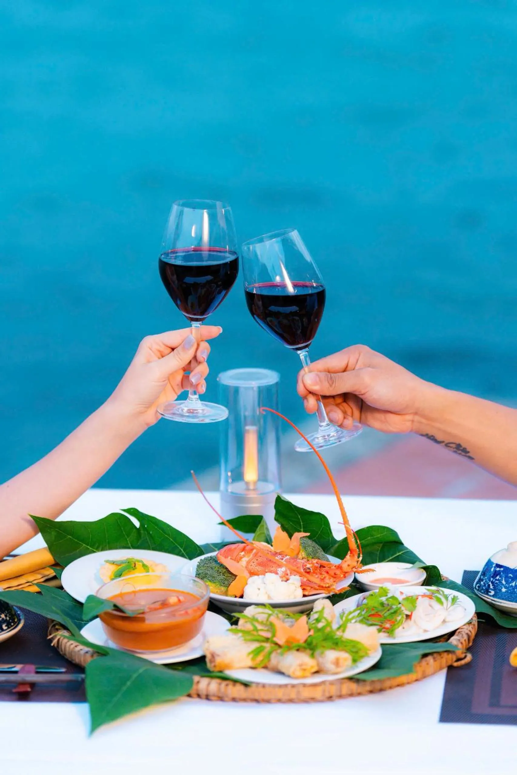 Restaurant/places to eat in Whale Island Resort