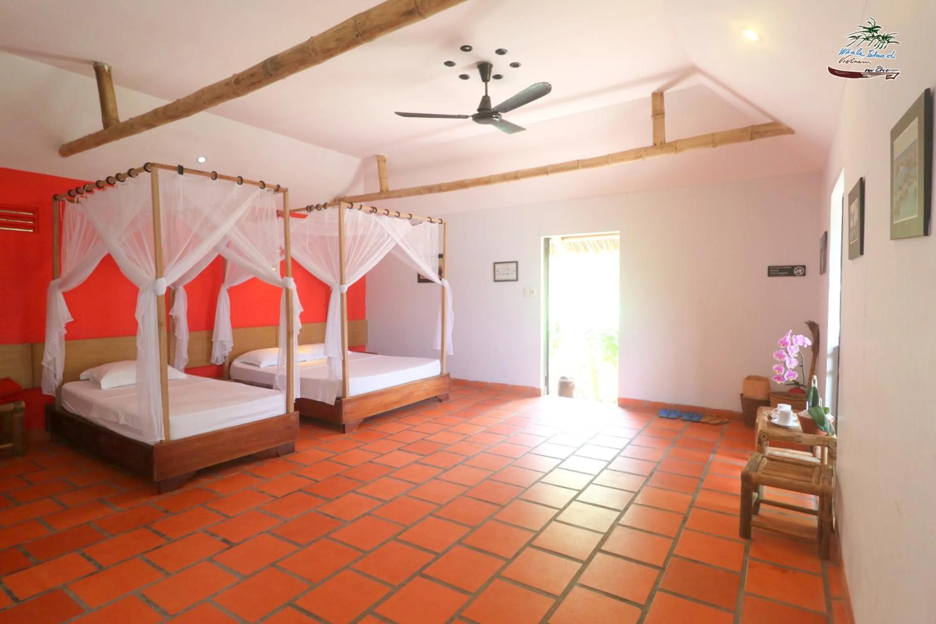 Photo of the whole room, Bed in Whale Island Resort