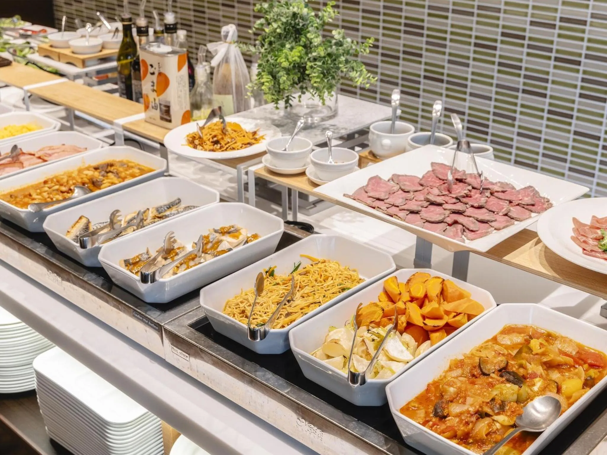 Buffet breakfast in Akihabara Washington Hotel