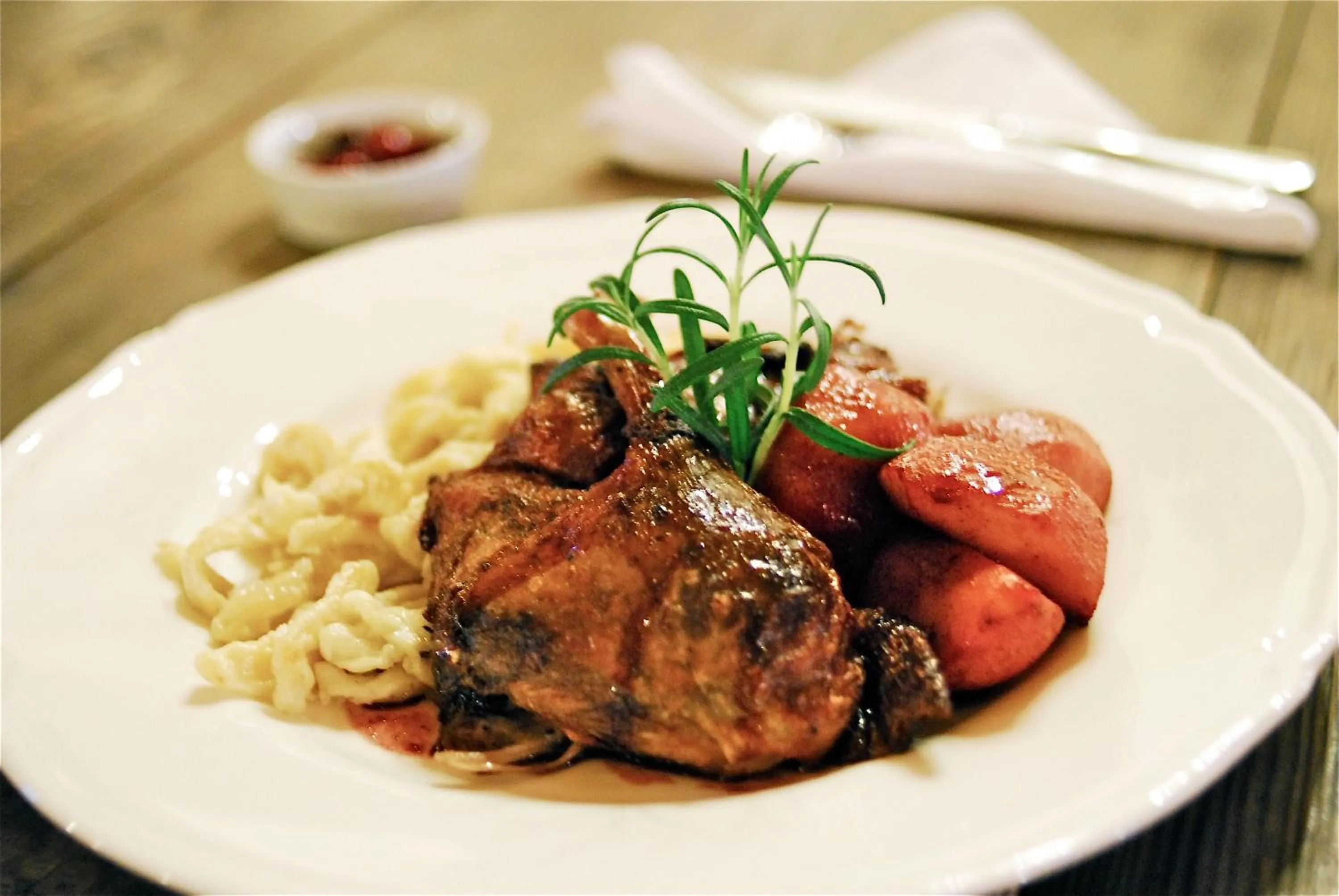 Restaurant/places to eat in Pałac Galiny