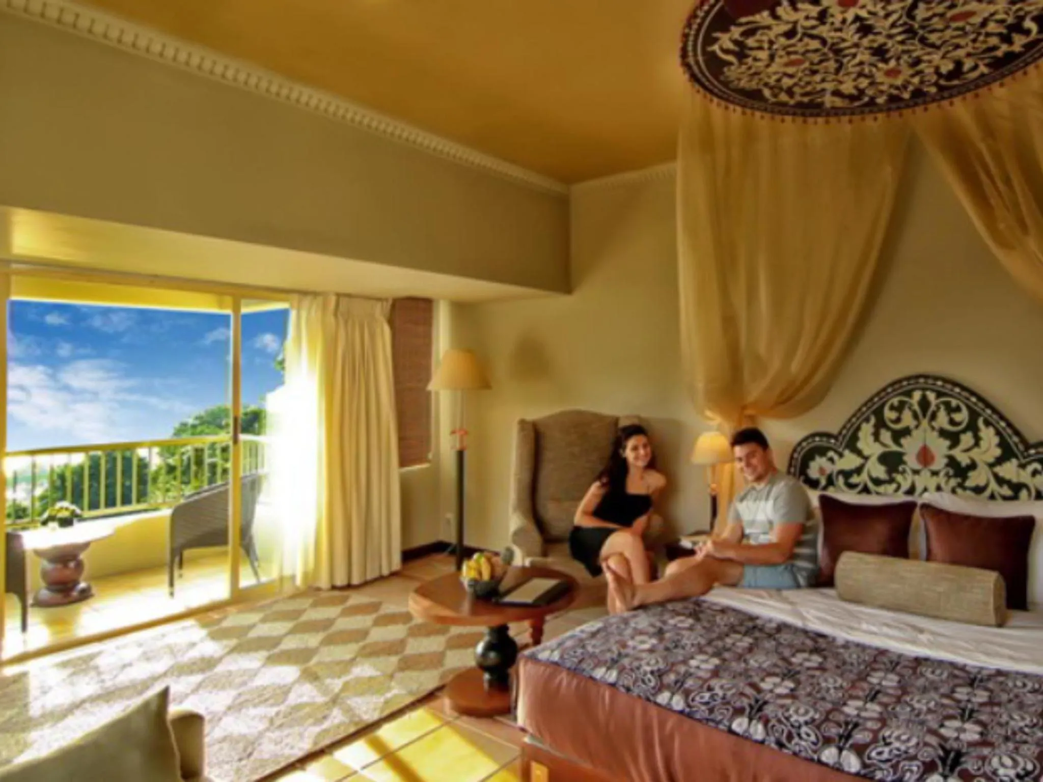 Bed in Thilanka Hotel