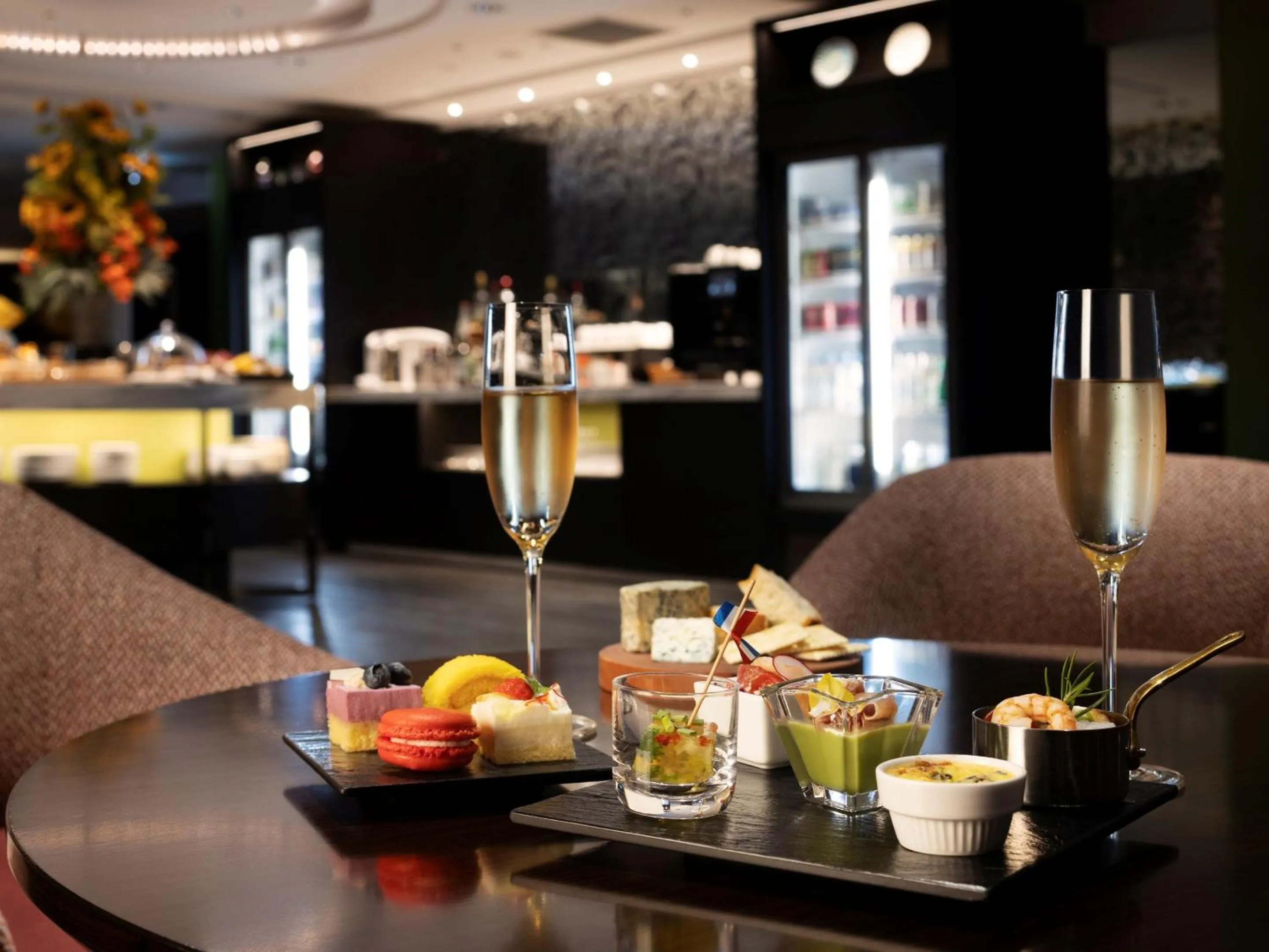 Lounge or bar in Sapporo Grand Hotel