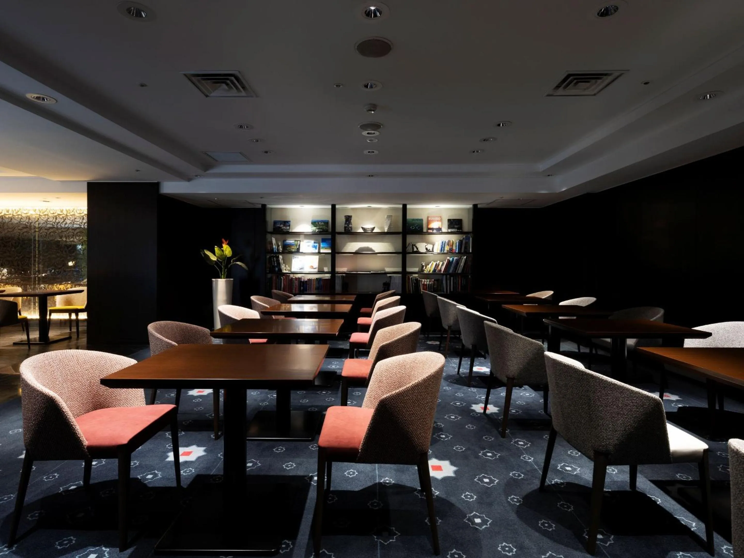 Lounge or bar in Sapporo Grand Hotel