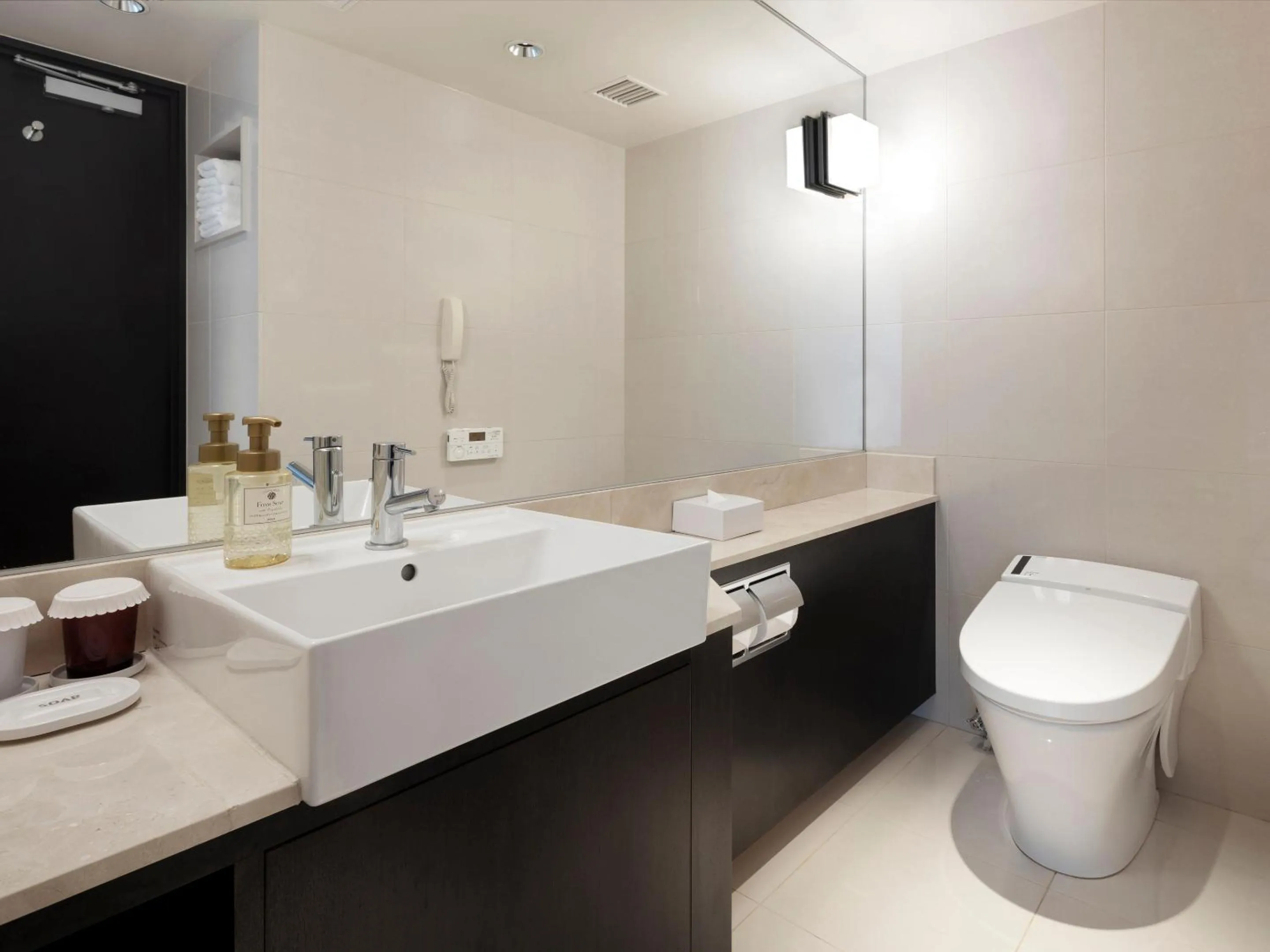 Toilet in Sapporo Grand Hotel