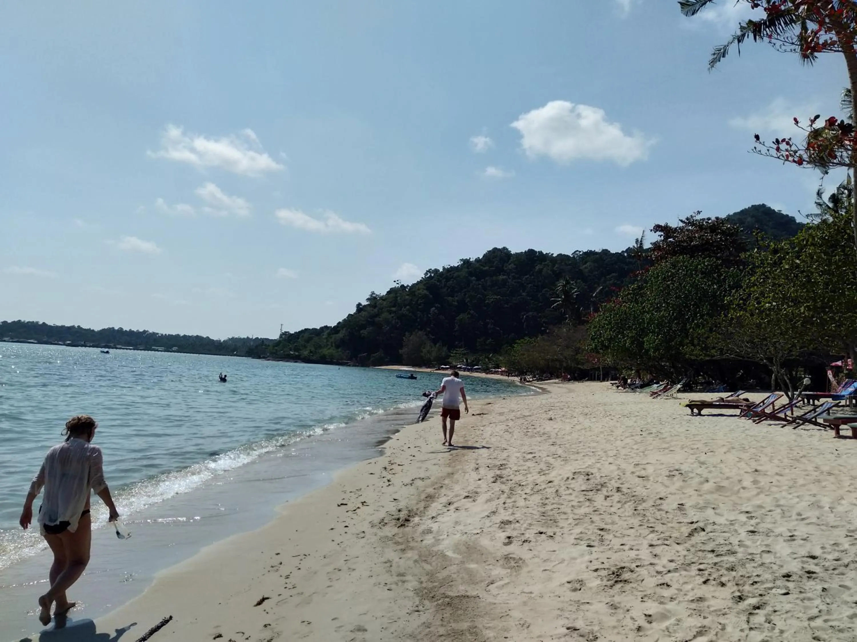 Beach in Lakchai Resort