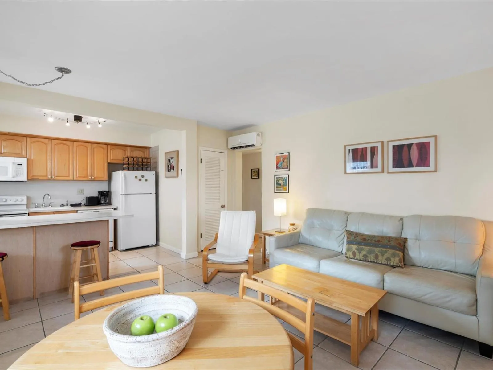 Holiday Isle Yacht Club