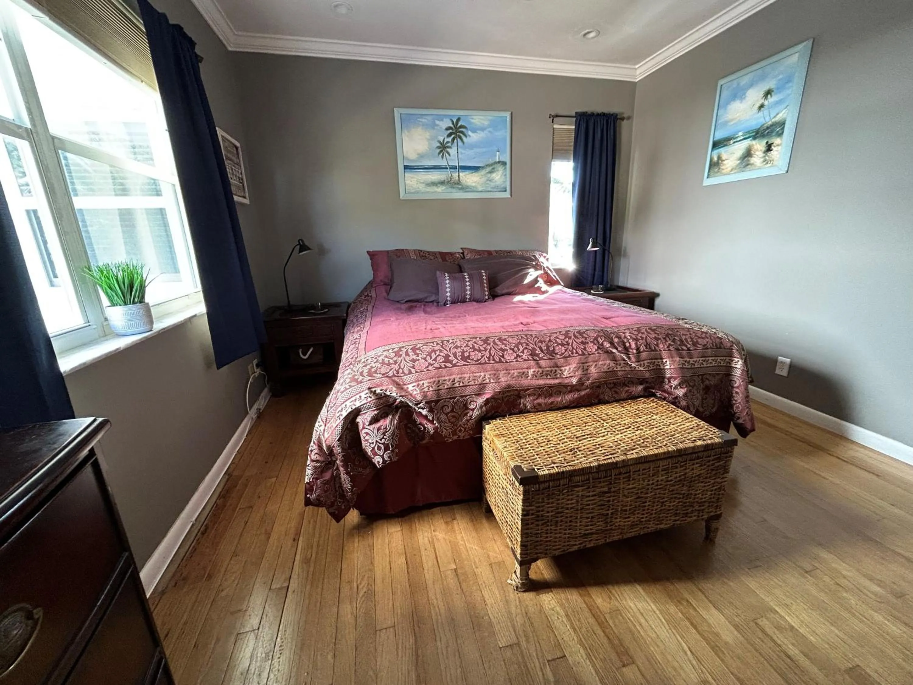 Bed in Holiday Isle Yacht Club