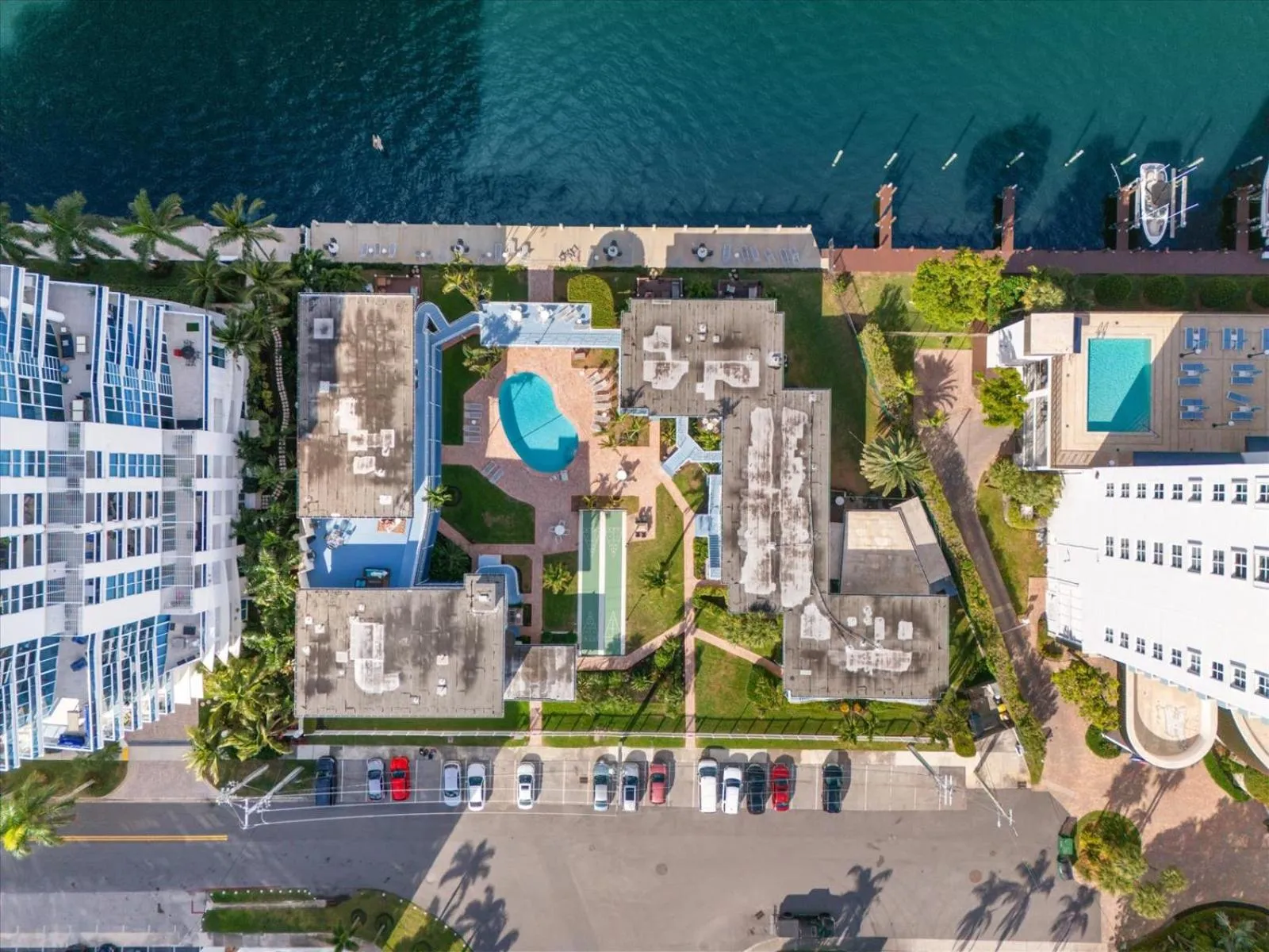 Holiday Isle Yacht Club