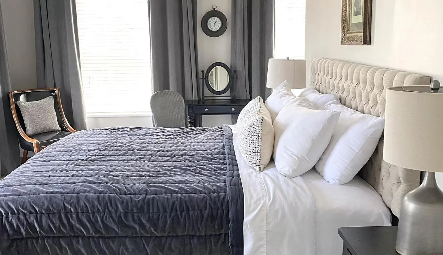 Bed in Hotel Laurance