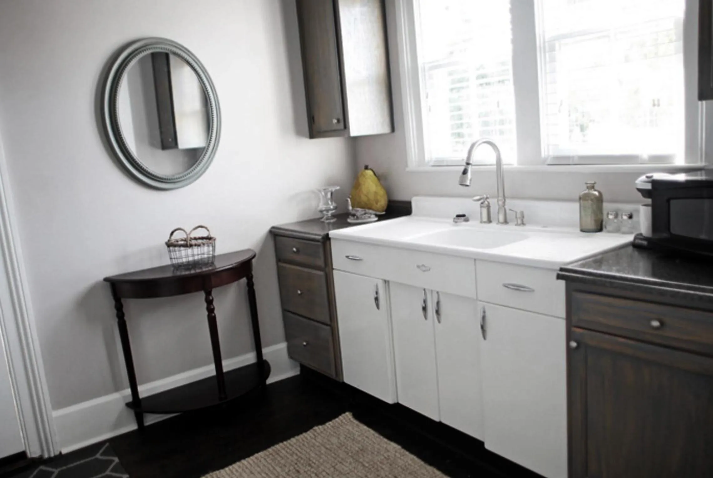 Coffee/tea facilities in Hotel Laurance