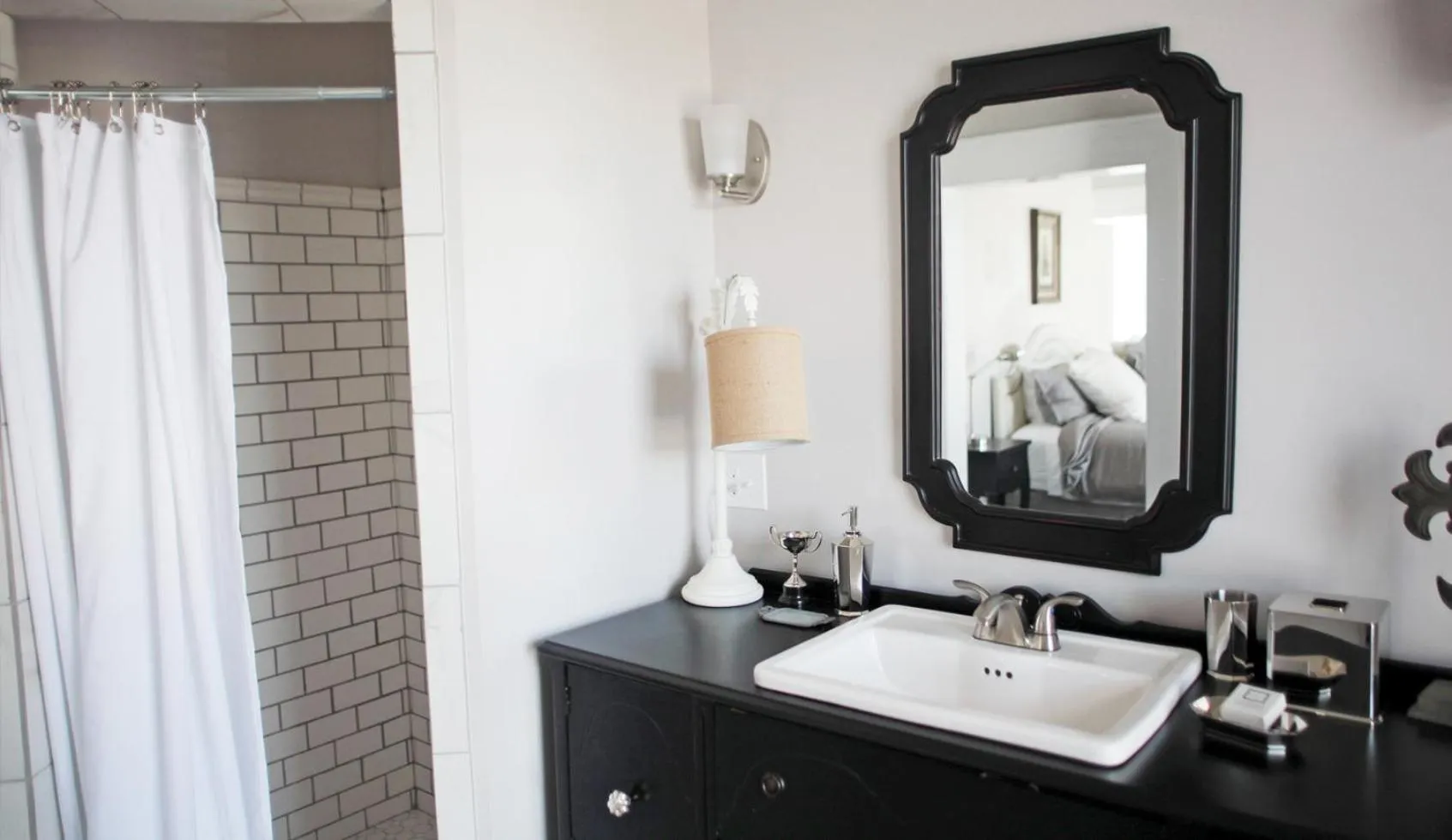 Bathroom in Hotel Laurance