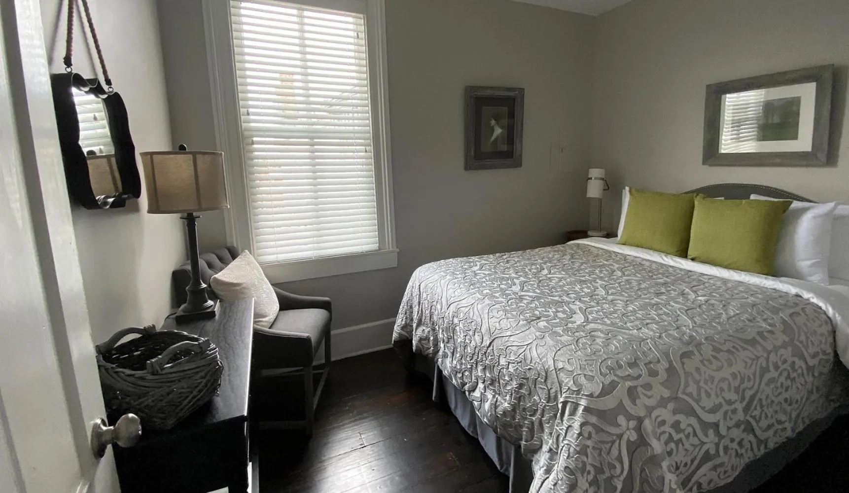 Bed in Hotel Laurance