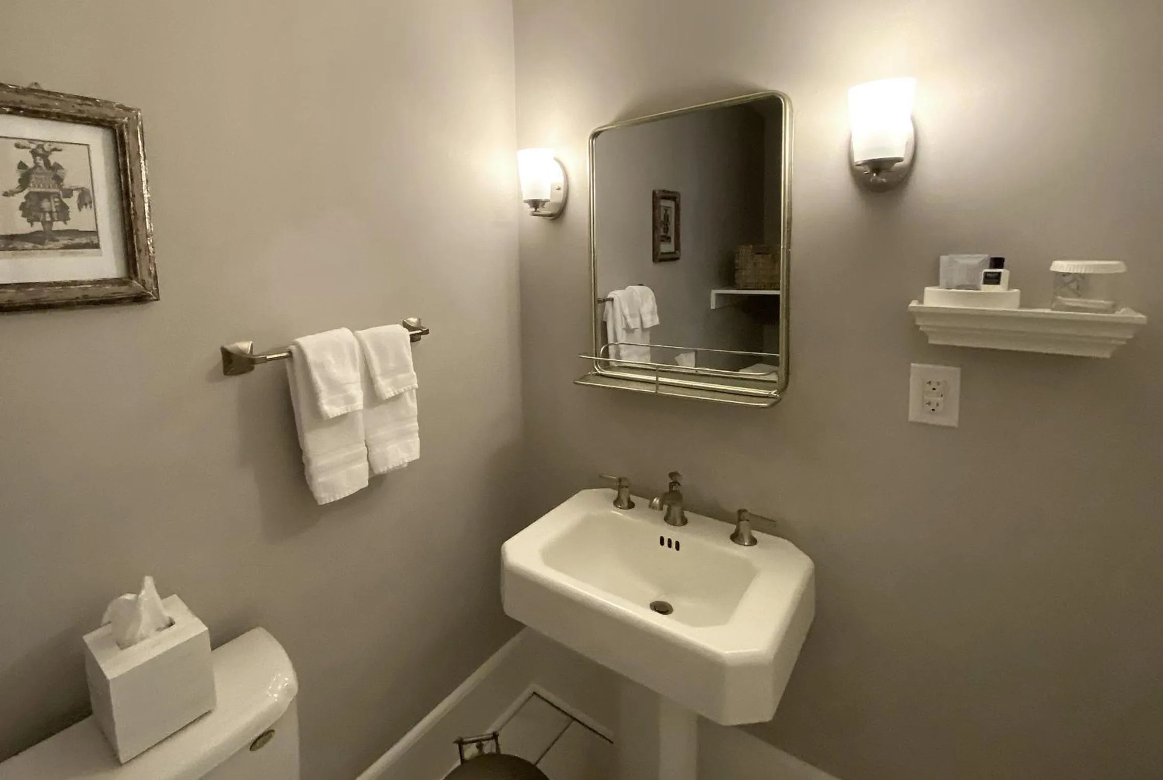 Bathroom in Hotel Laurance