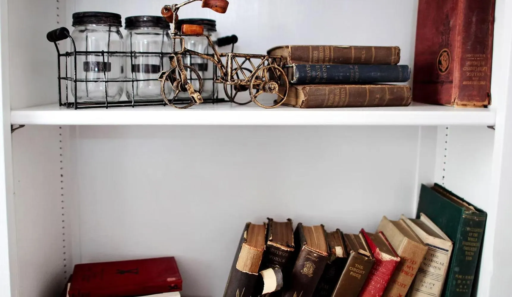 Decorative detail in Hotel Laurance