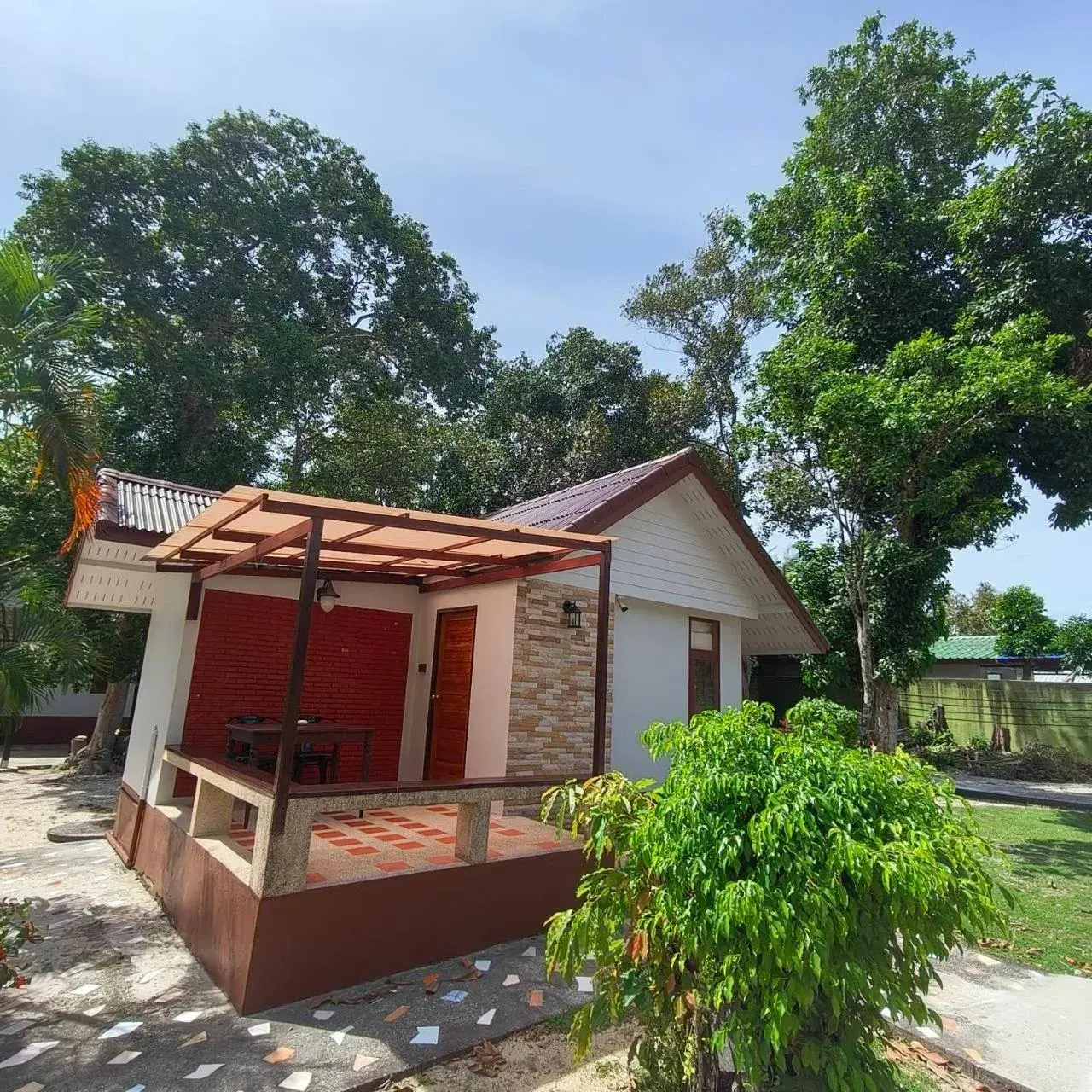 Superior Bungalow in Phalarn Inn Resort Superior Bungalow in Phalarn Inn Resort