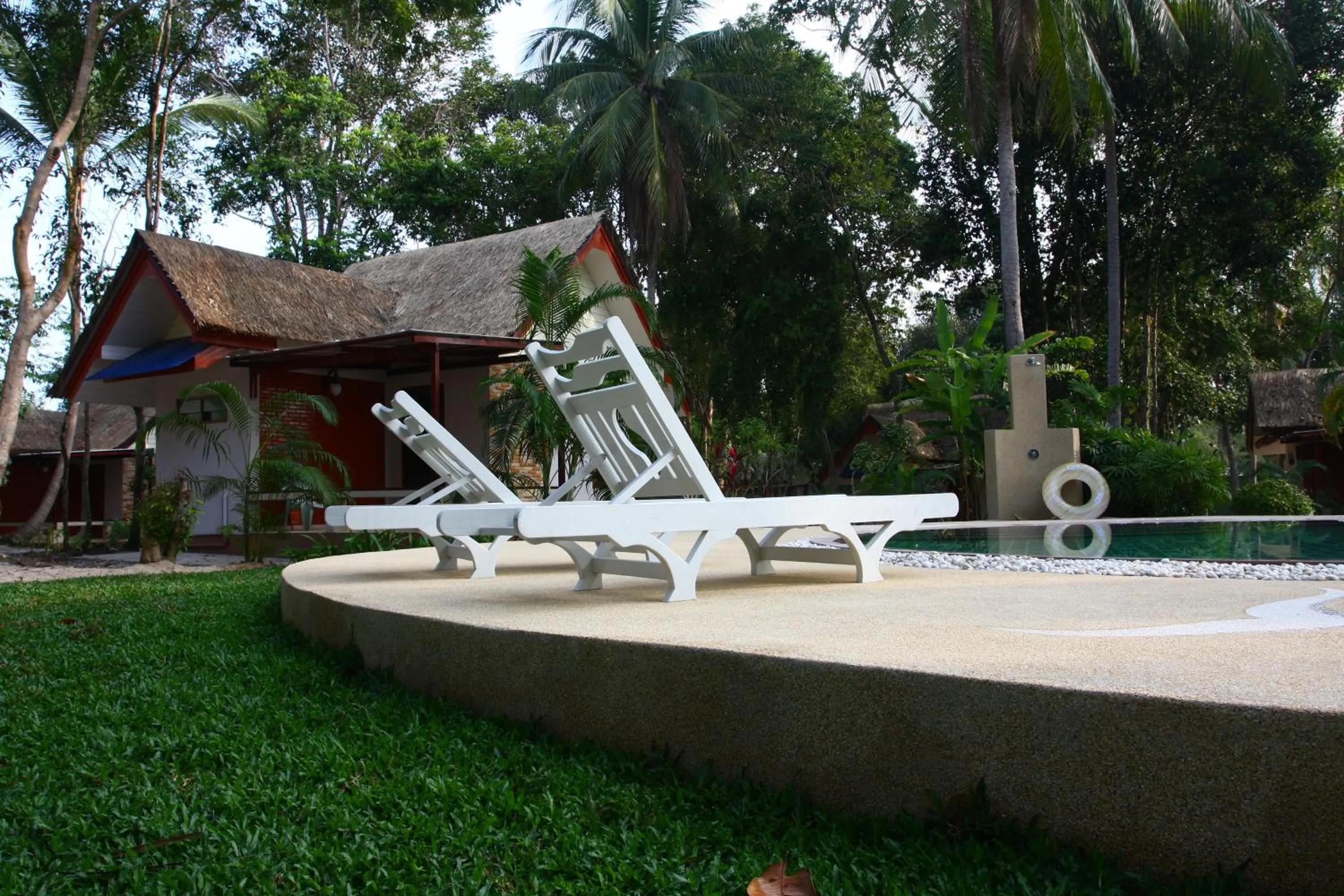 Swimming pool in Phalarn Inn Resort