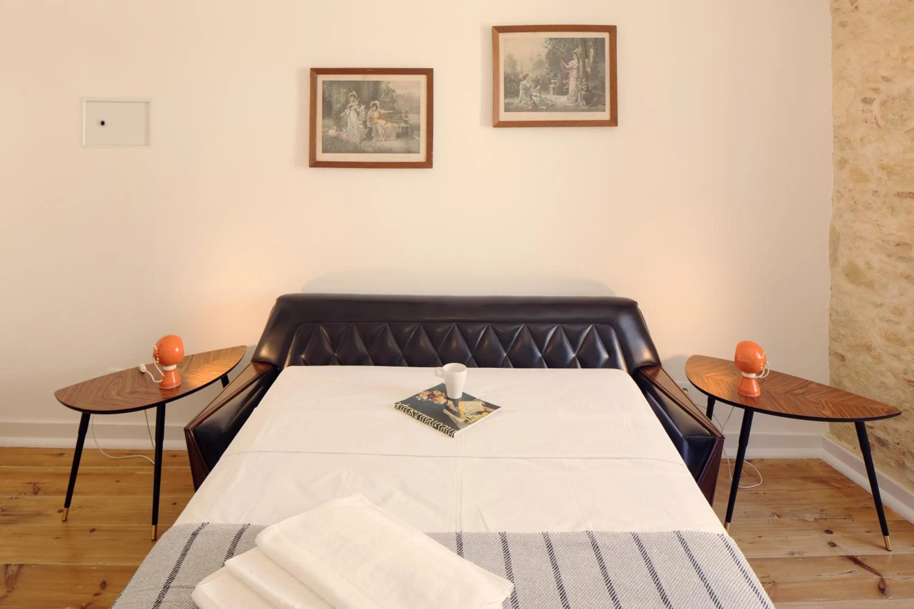 Bed in Lisbon Calling Rooms & Studio