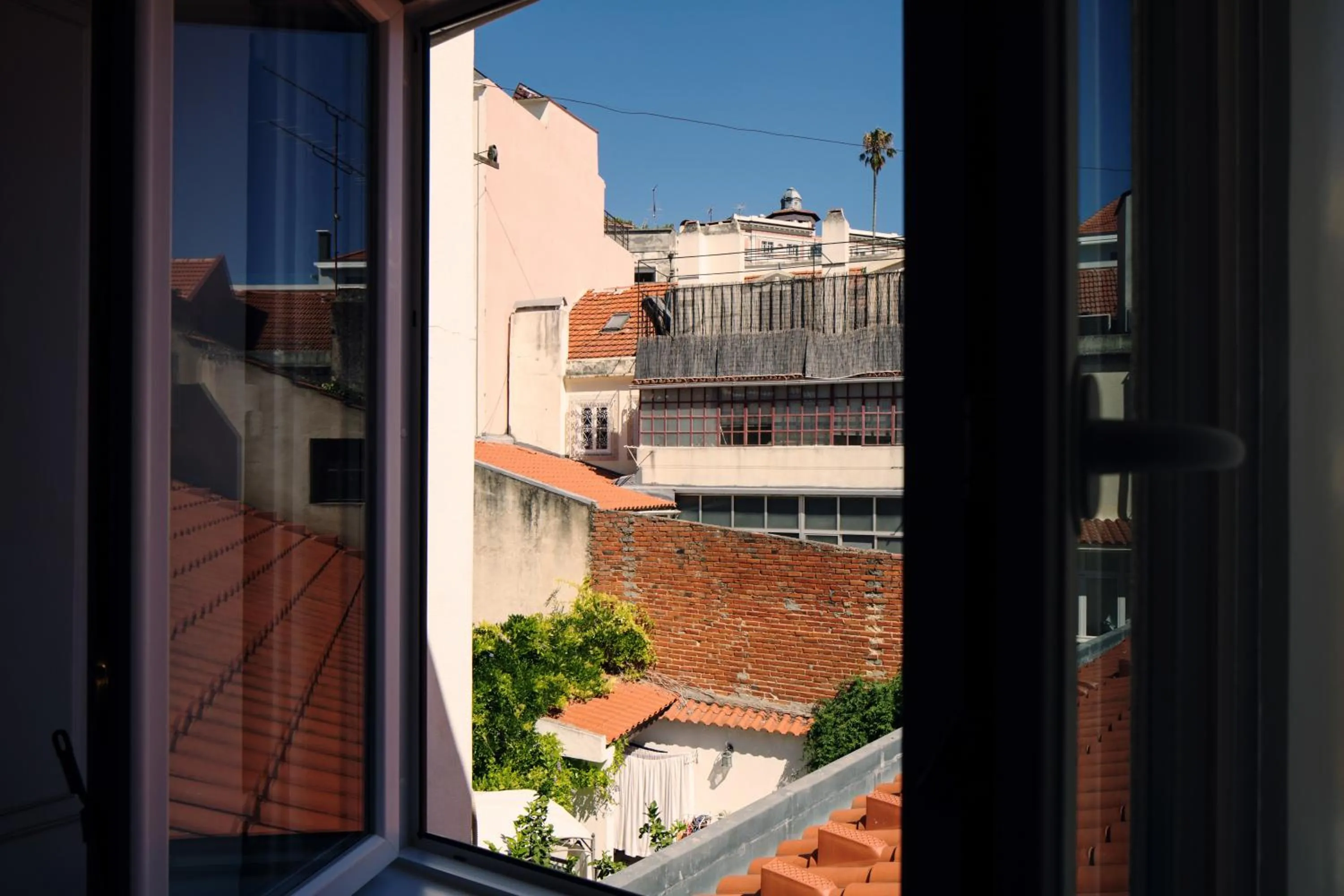 City view in Lisbon Calling Rooms & Studio